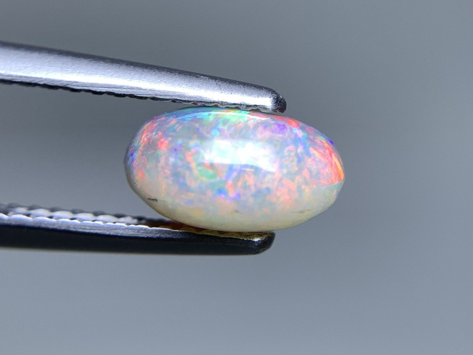 8.4㎜×6.6㎜×4.7㎜ ルース