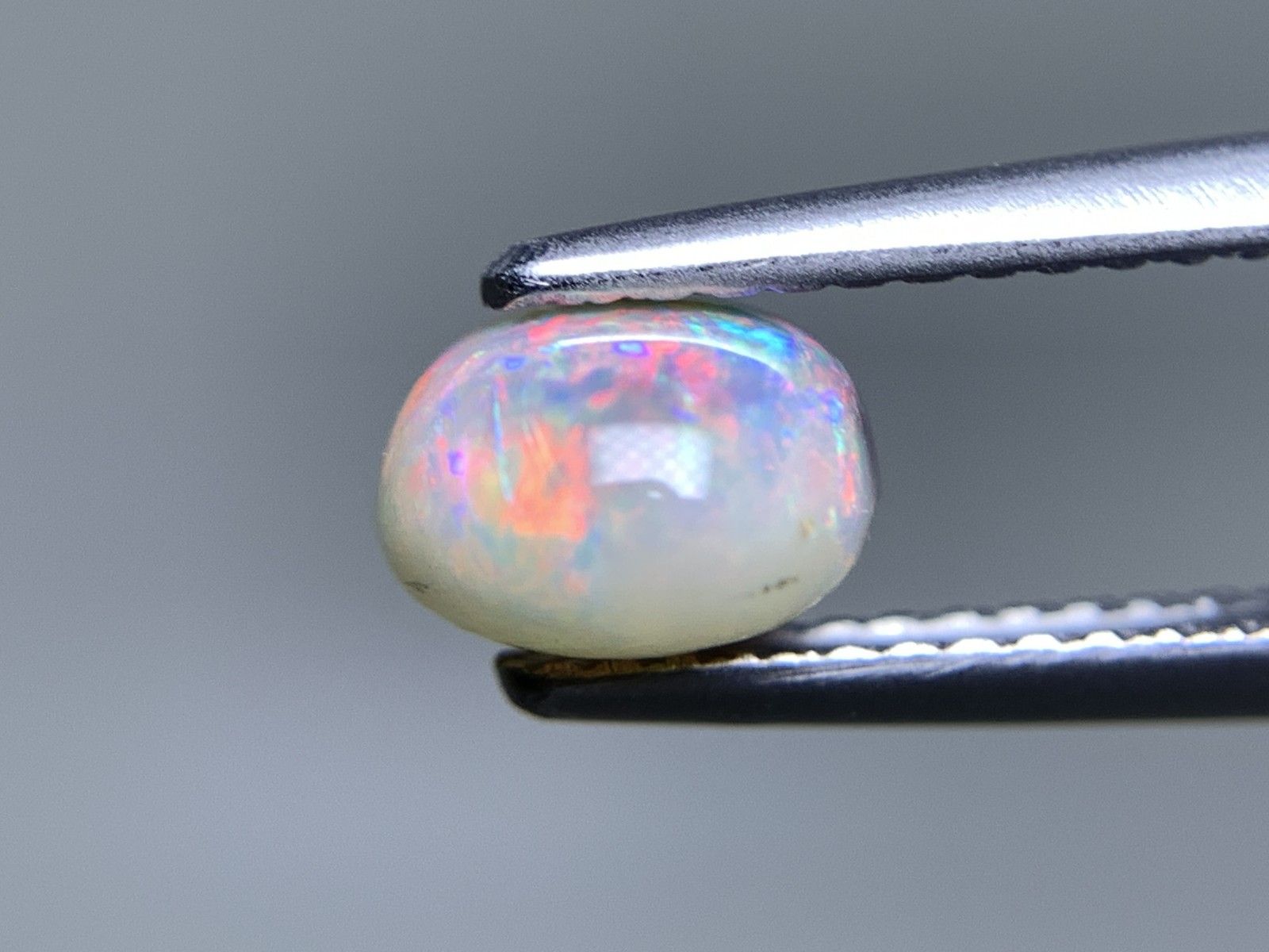 8.4㎜×6.6㎜×4.7㎜ ルース