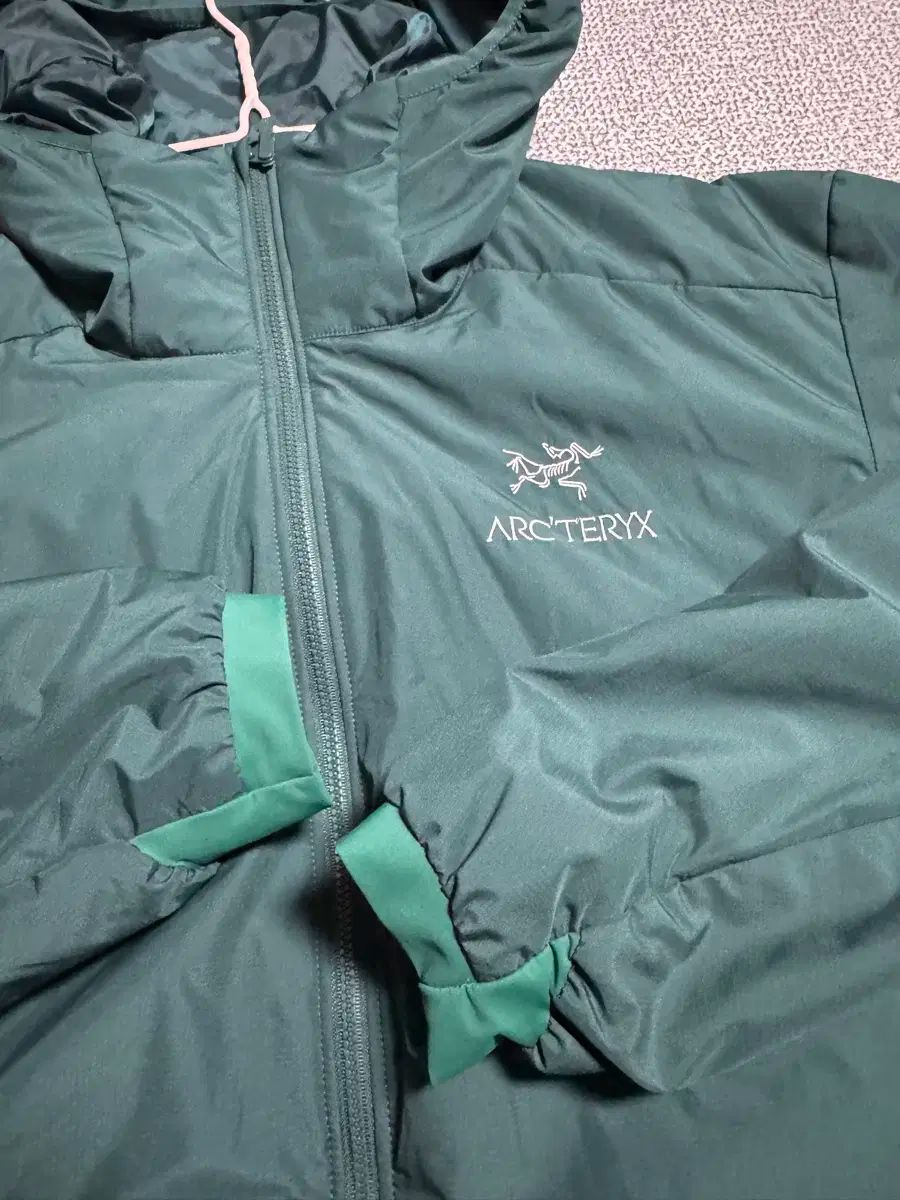 アークテリクス Atom LT DARK L エリシウム L