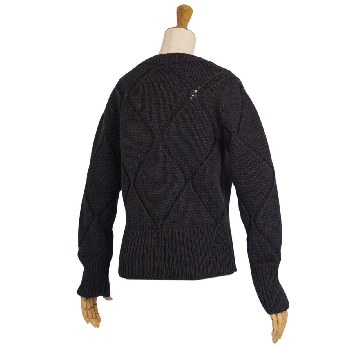 ファビアナフィリピのニットです。 美品 ファビアナフィリッピ FABIANA FILIPPI ニット セーター ロ