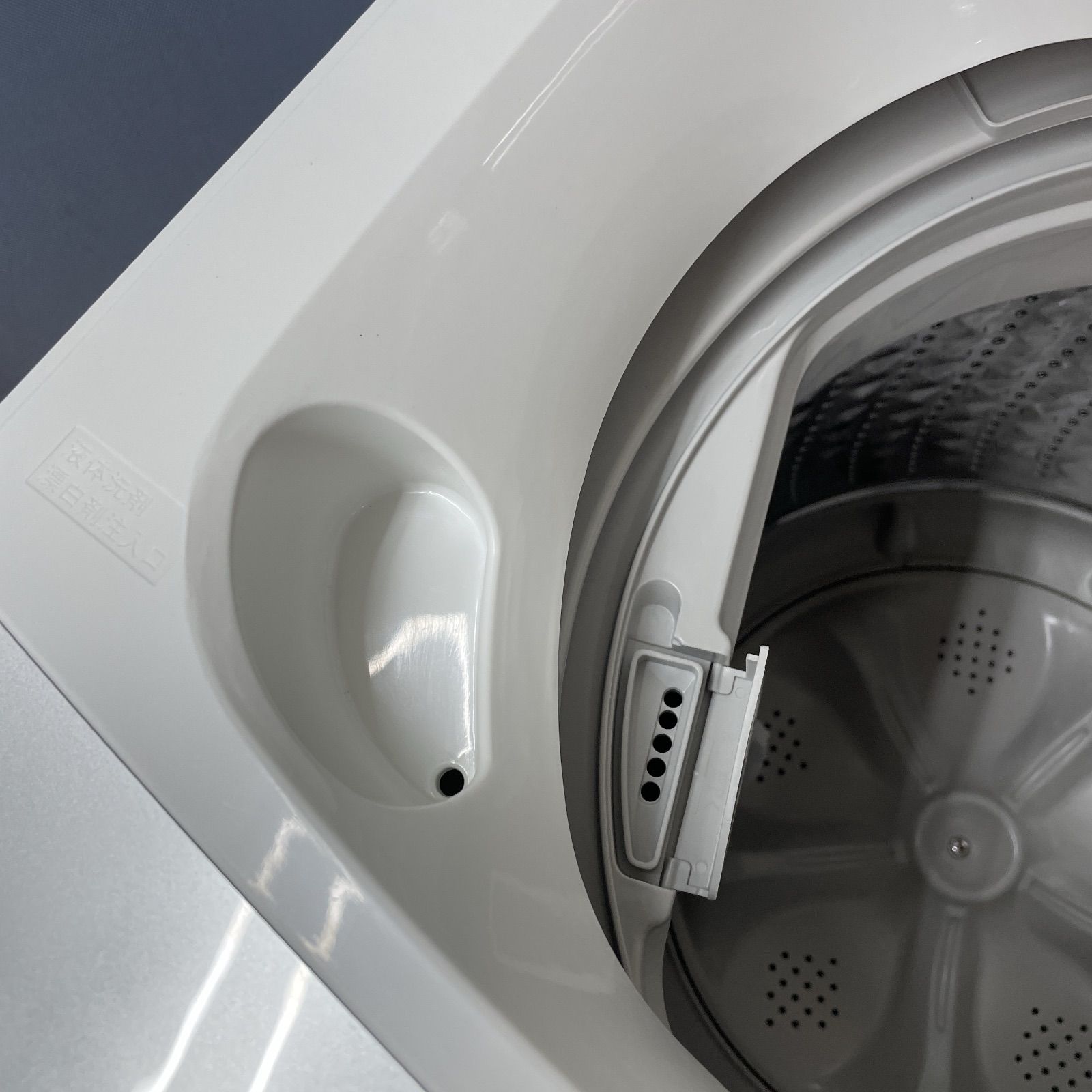  R 369 ☀️ 名古屋市近郊配送設置無料 洗濯機 洗濯5 5㎏ 22年製 KWM EC 55 クリーニング済 縦型洗濯機本体 縦型洗濯機