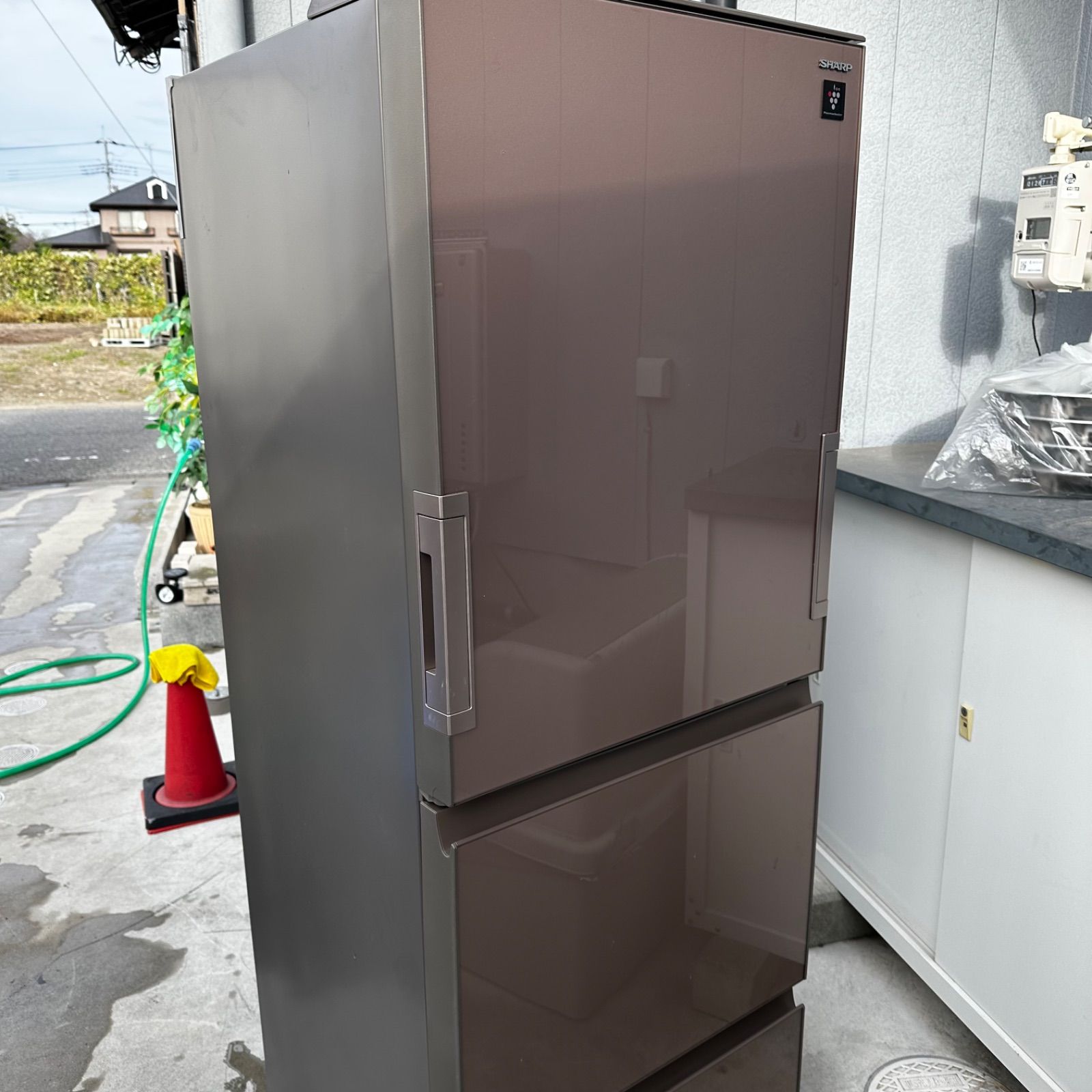 SHARP 3ドア 350リットル冷凍冷蔵庫 SJ GW 35 C T