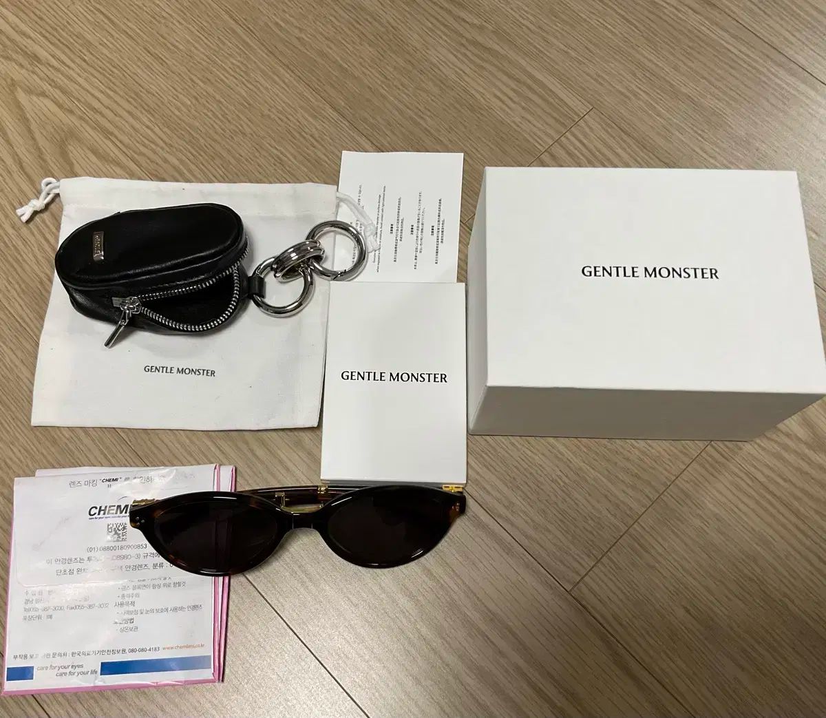 ジェントルモンスター タキオン T1 説明必須 ミュウミュウ リーガルド シャネル メガネ