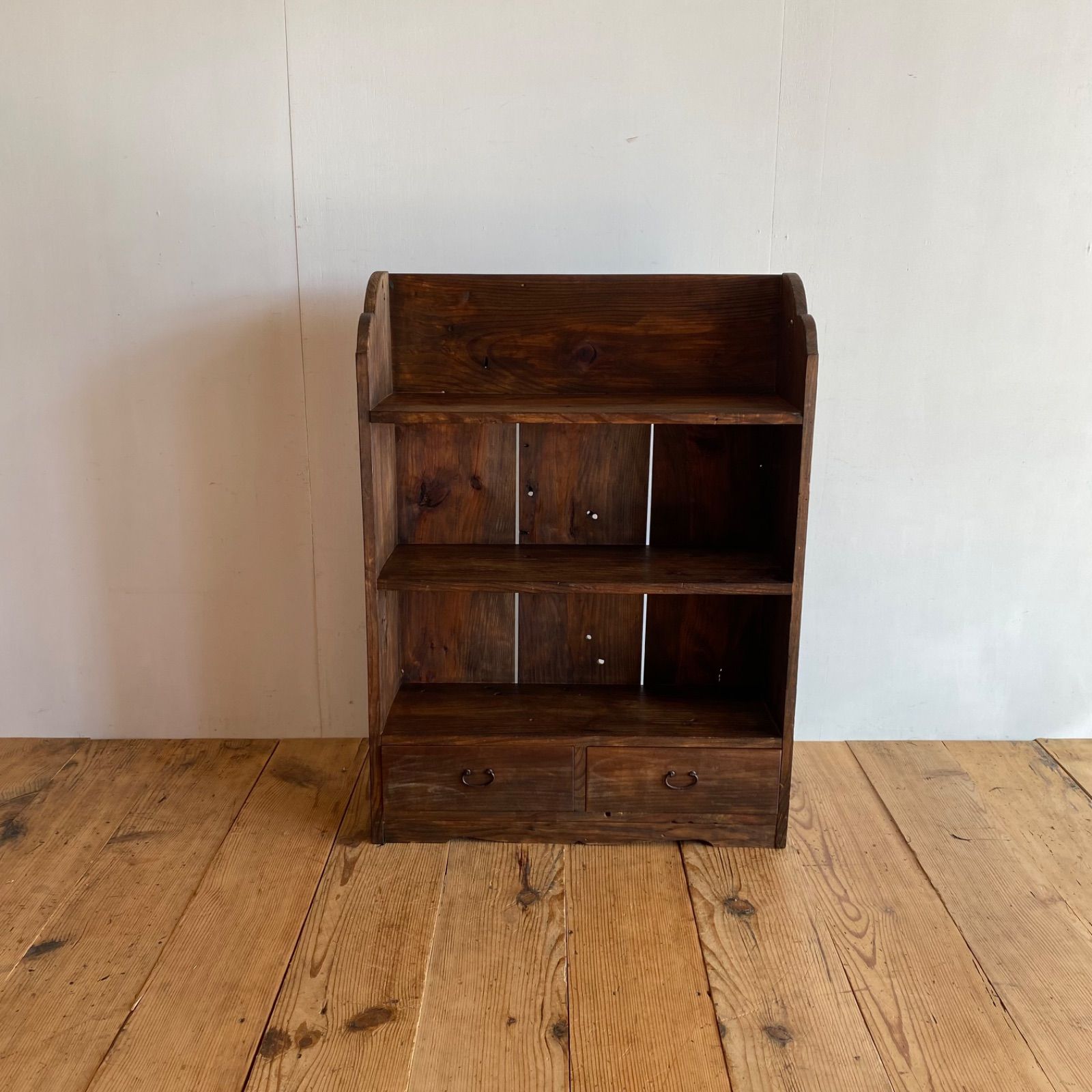 古家具 木製飾り棚 本棚 引き出し付き 無垢材 収納棚 古道具 レトロ