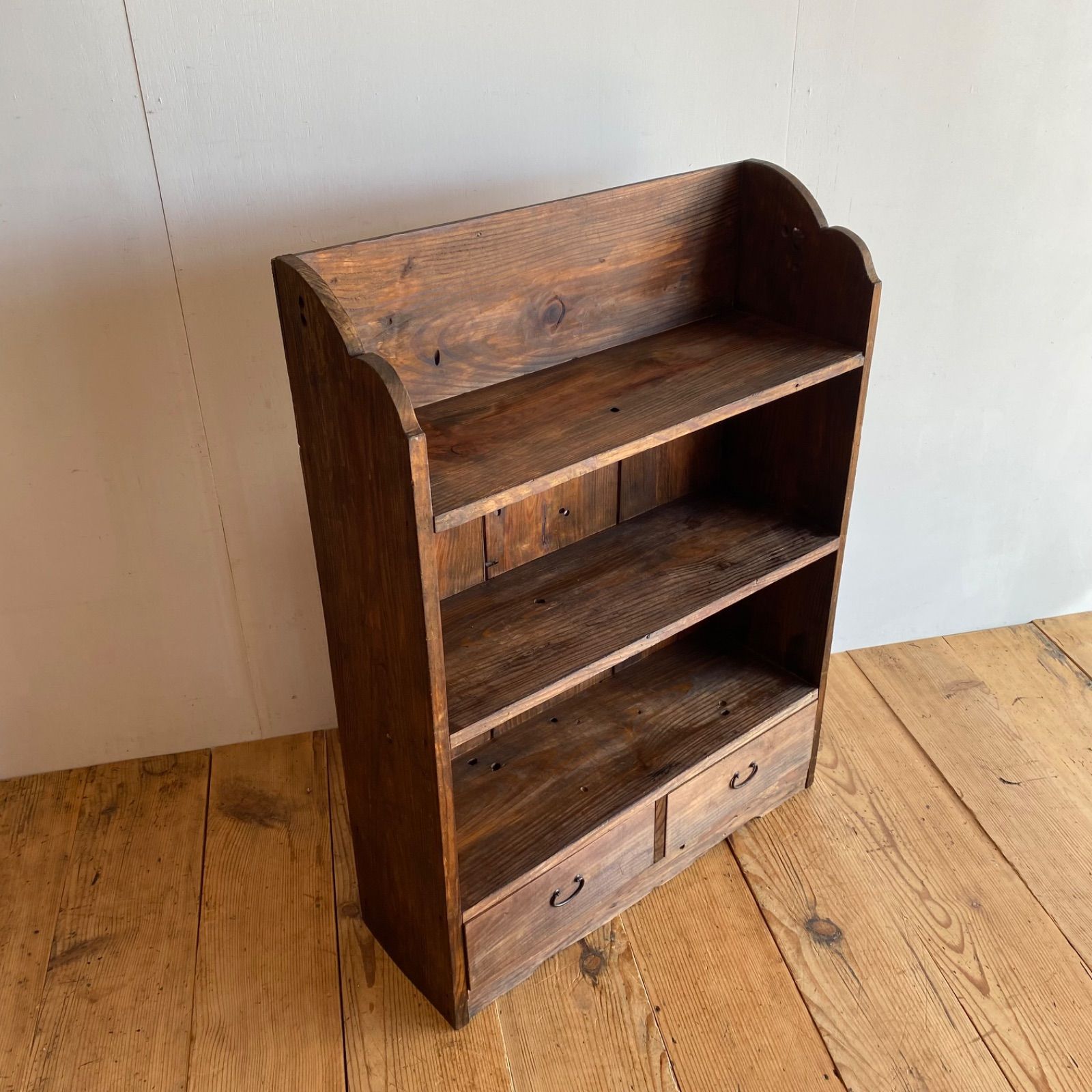 古家具 木製飾り棚 本棚 引き出し付き 無垢材 収納棚 古道具 レトロ