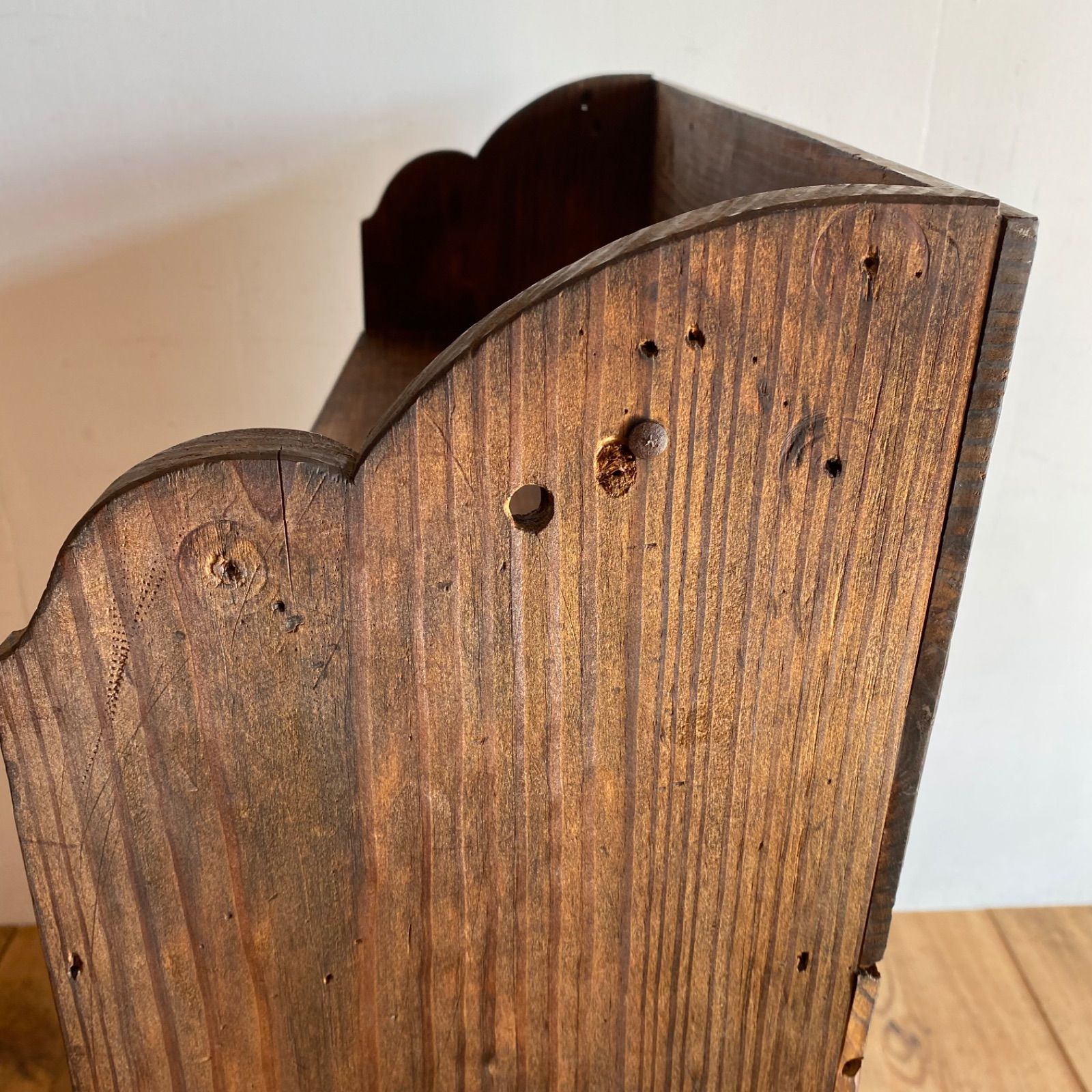 古家具 木製飾り棚 本棚 引き出し付き 無垢材 収納棚 古道具 レトロ