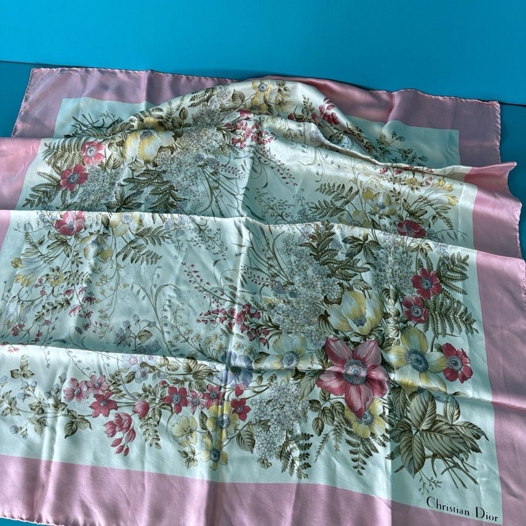  クリスチャン ディオール 大判スカーフ 84 cm ボタニカル柄 フローラル バンダナ スカーフ 小物