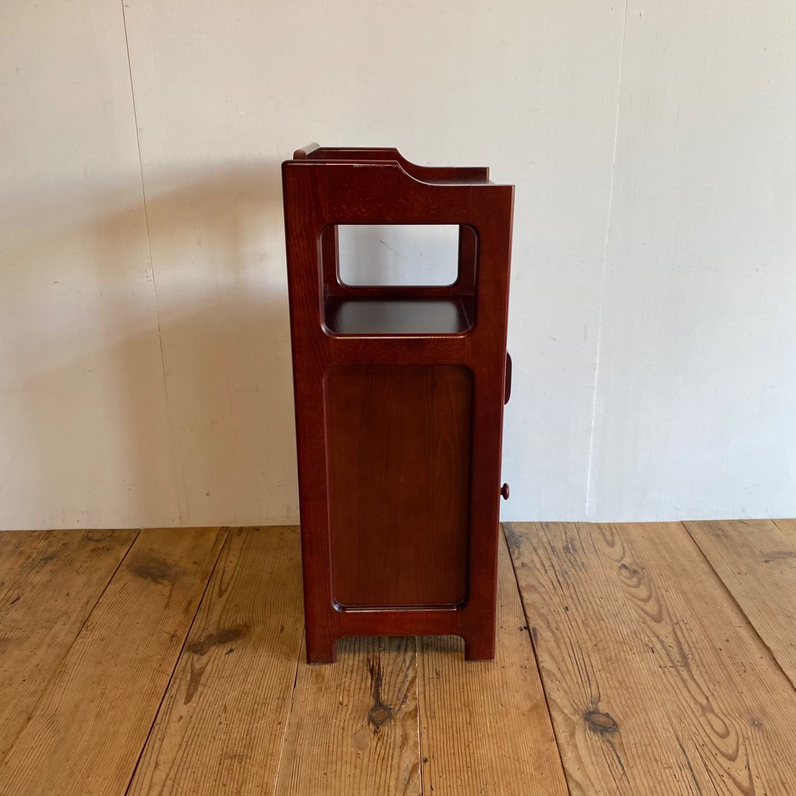 Karimoku カリモク ナイトテーブル サイドテーブル 花台 電話台 Karimoku/カリモク ナイトテーブル サイドテーブル 花台 電話台