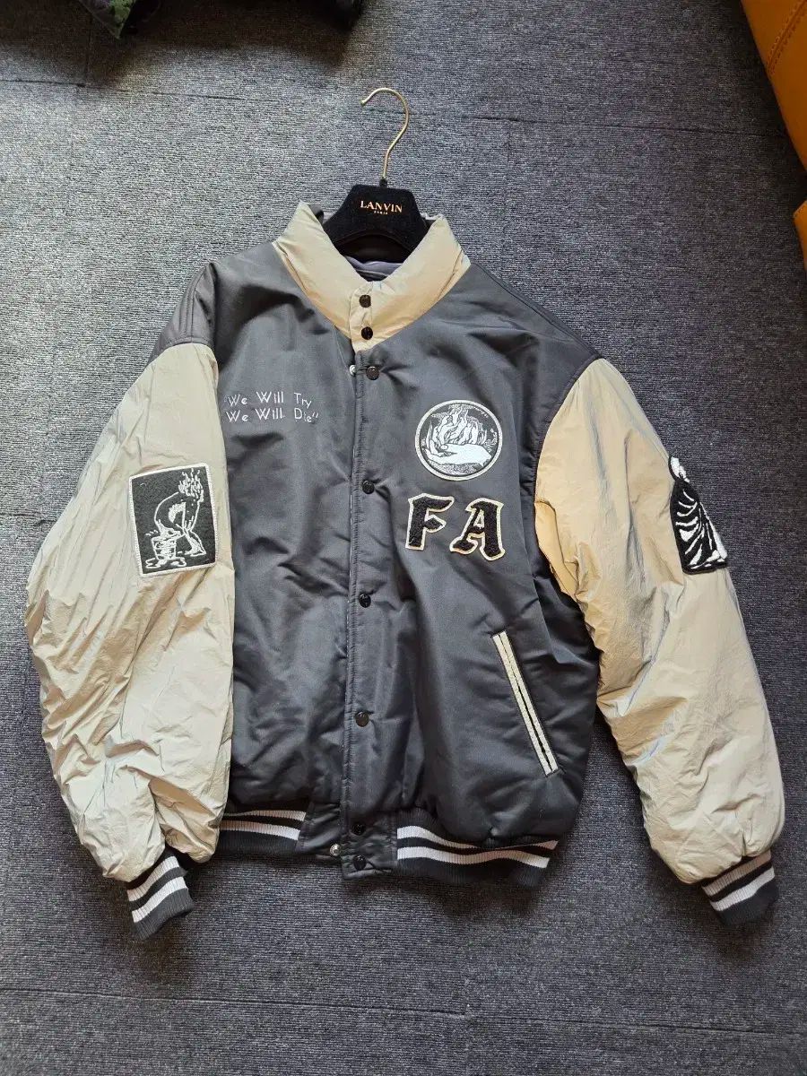 ファーキングアサム リバーシブル ジャケット