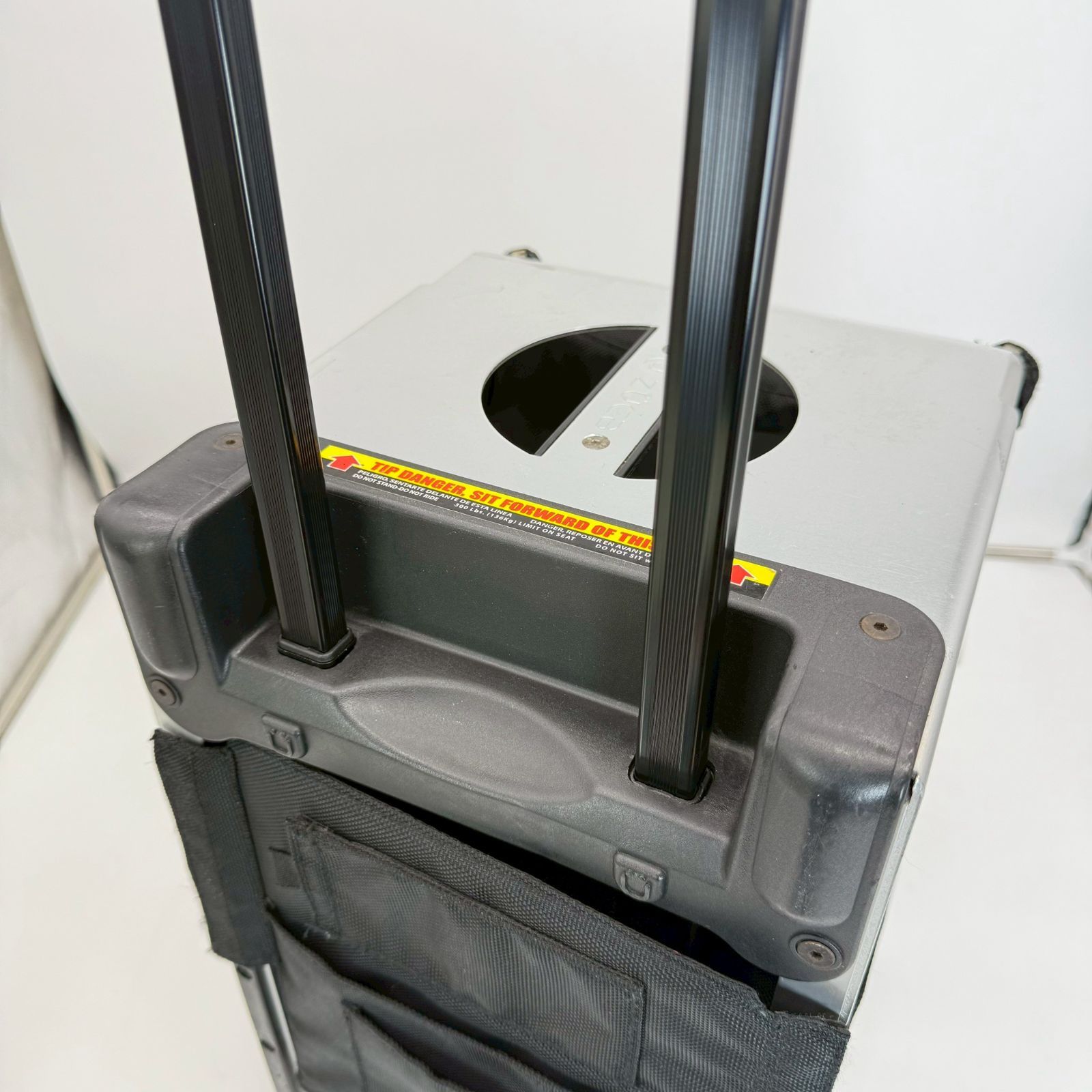 機内持込 ブラック