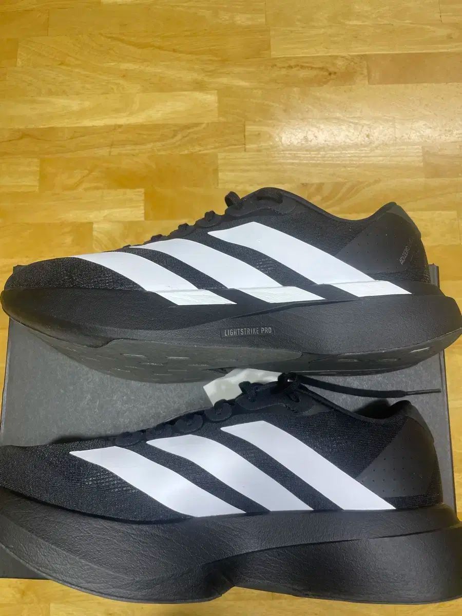 アディダス evo sl エボ スル 270