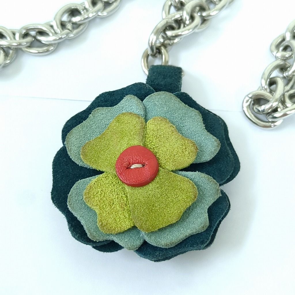 最も安い COACH コーチ チェーン ベルト フラワー バタフライモチーフ