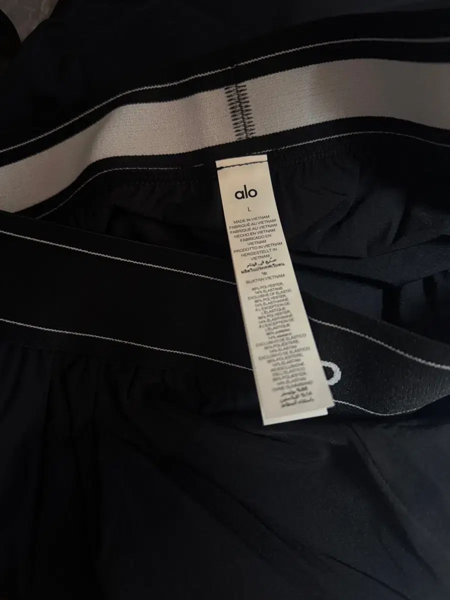 R alo ロゴ ISTJ VENDING MACHINE Ver. イージーパンツ ブラック L