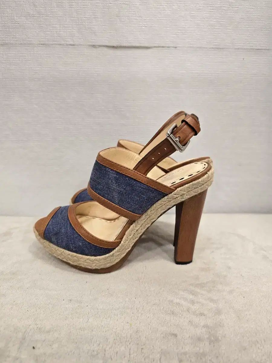 コーチ デニム ヒール サンダル 225