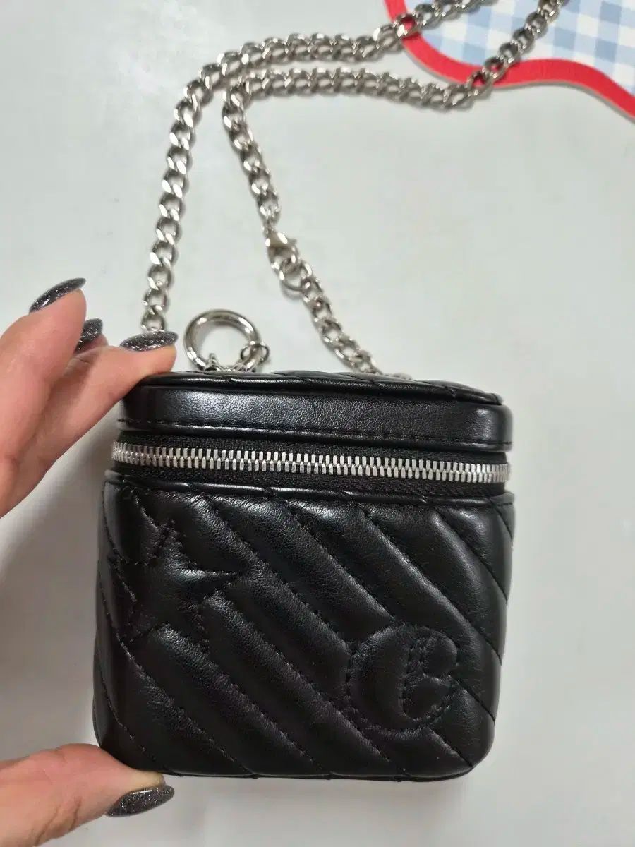 LUCKY CHOUETTE ラッキーシュエトゥ チェーン ミニバック