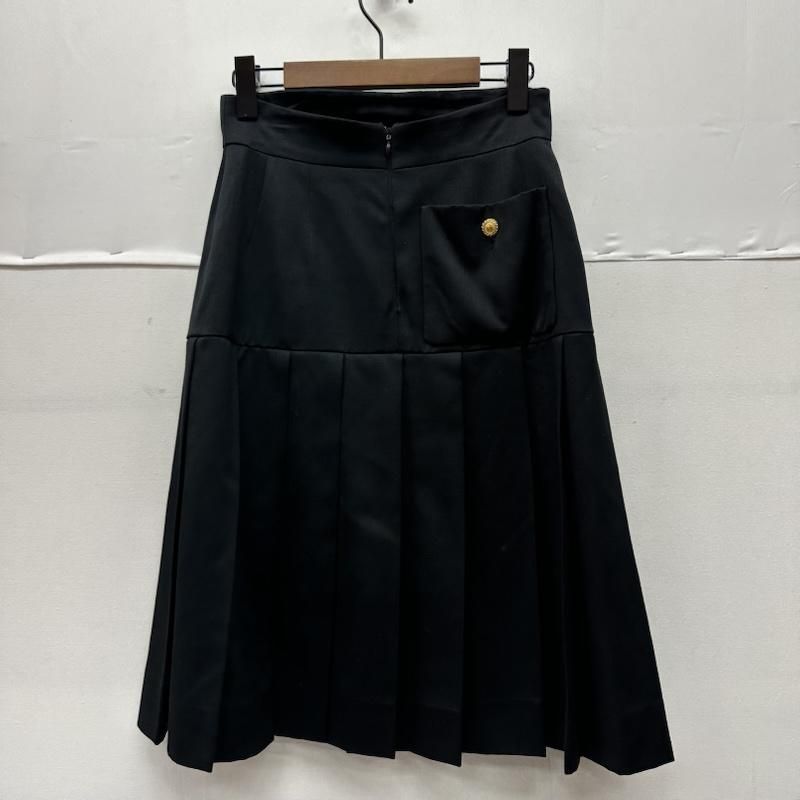 シャネル　ひざ丈プリーツスカート　金ボタン　ココマーク　フランス製　ヴィンテージ シャネル フランス製 ココボタン プリーツ スカート レディース 40