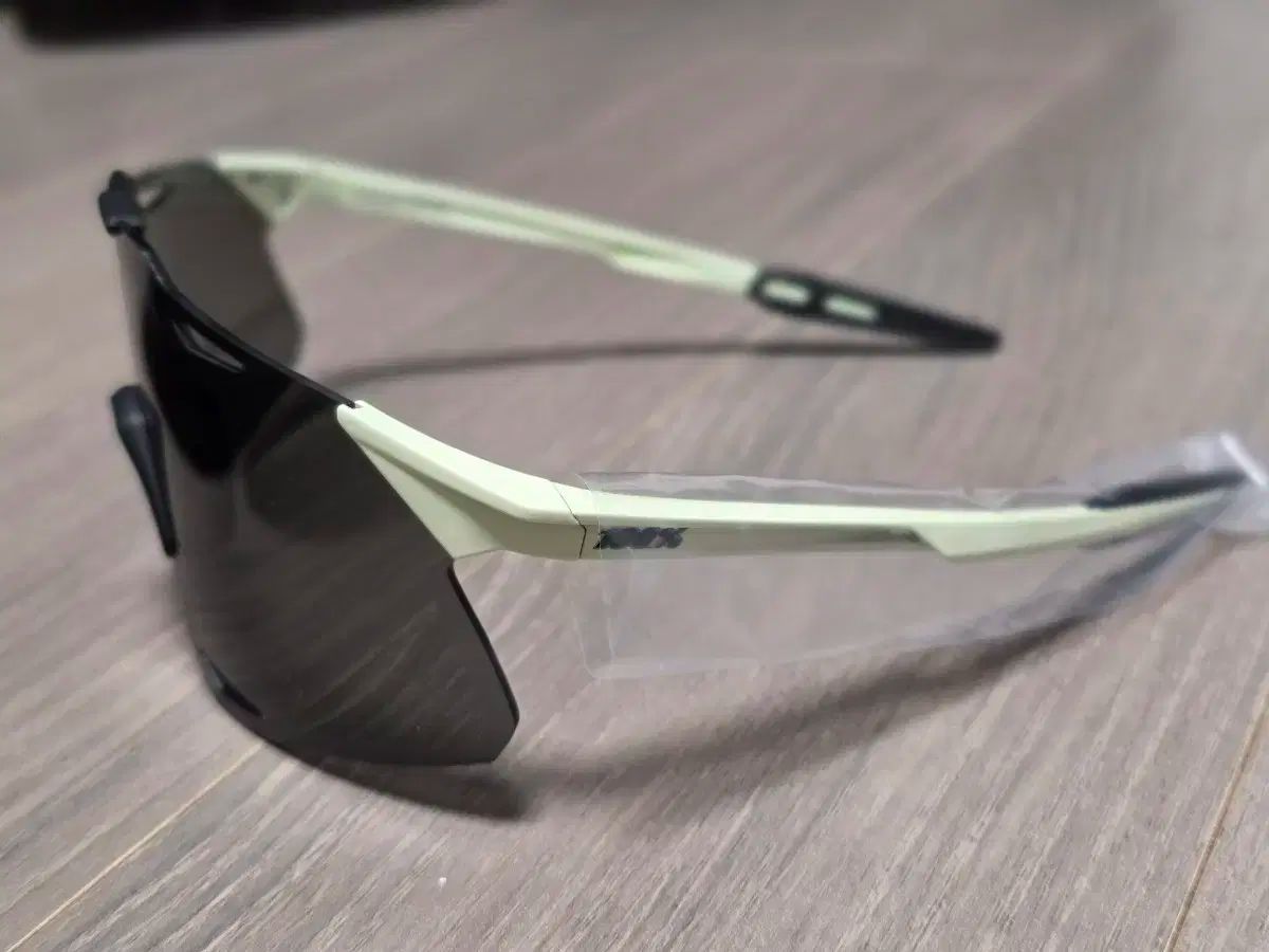 ハイパークラフト ランニングゴーグル - soft tact glow