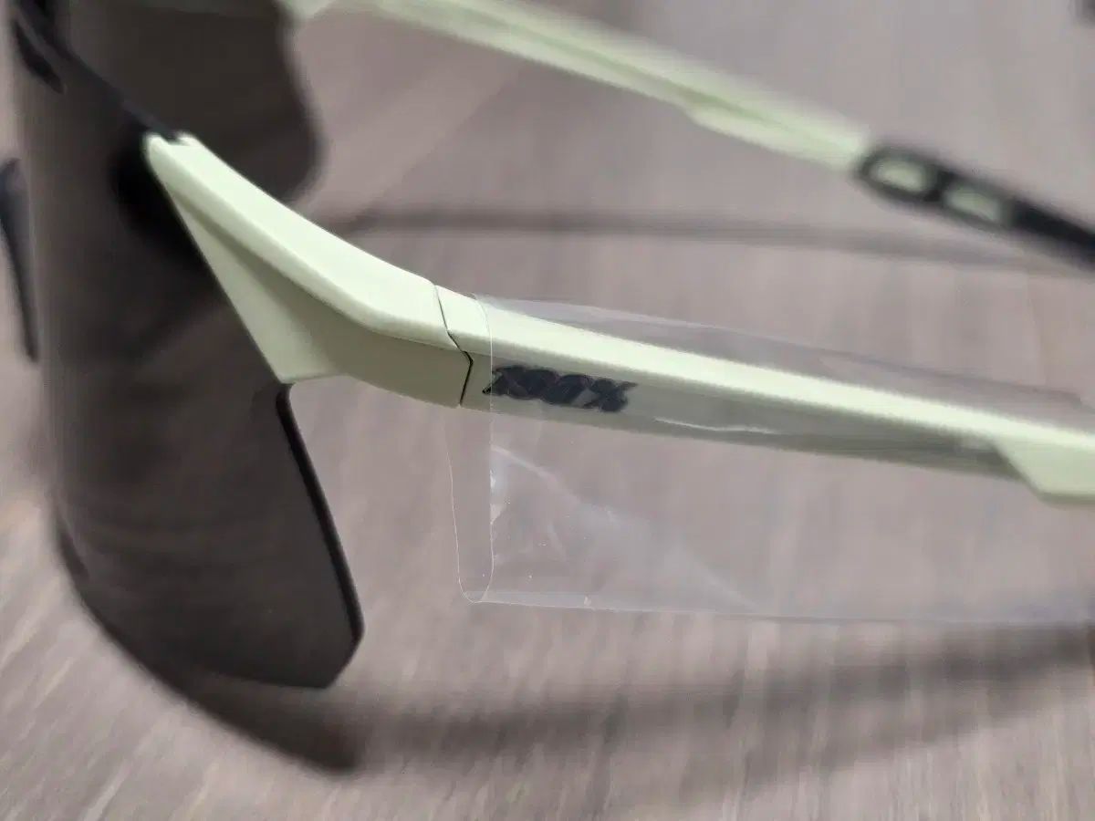 ハイパークラフト ランニングゴーグル soft tact glow