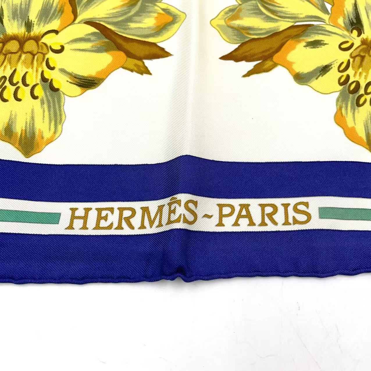 HERMES カレ90 ヘラスの花 シルク マルチ スカーフ