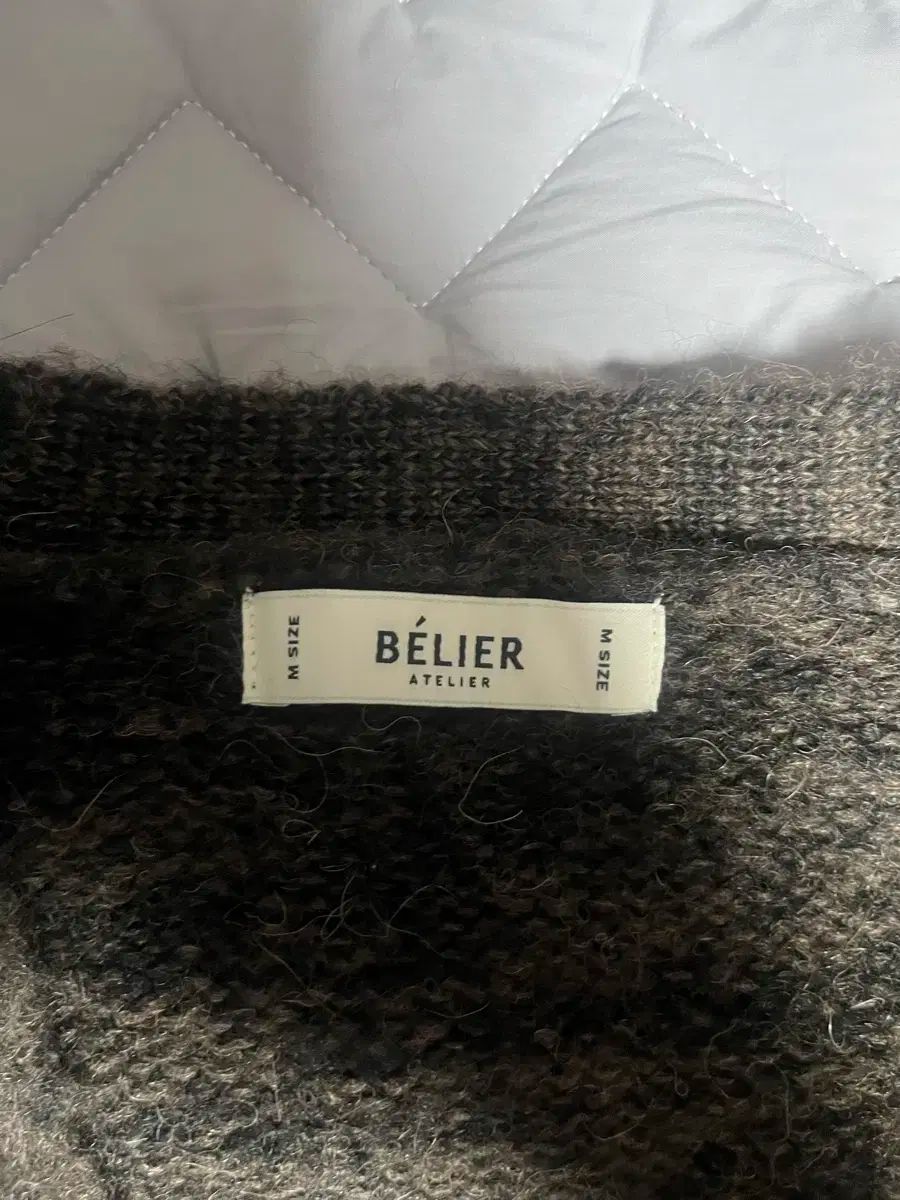 ベルリエ ブラッシュドタン カーディガン