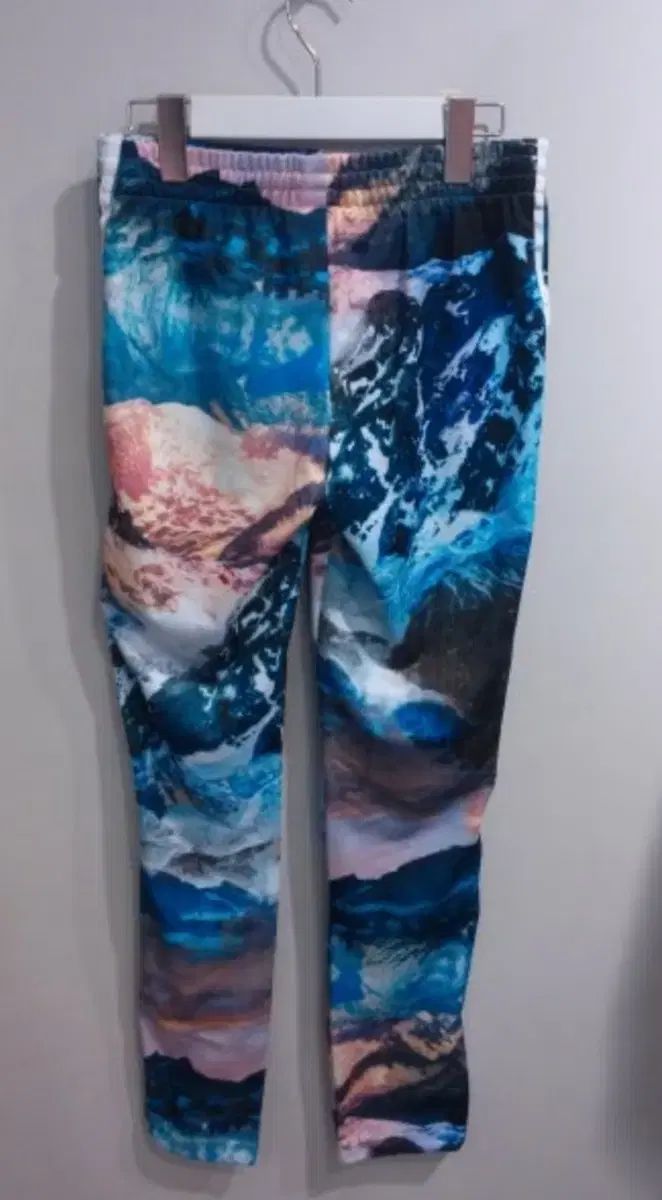 トラック パンツ