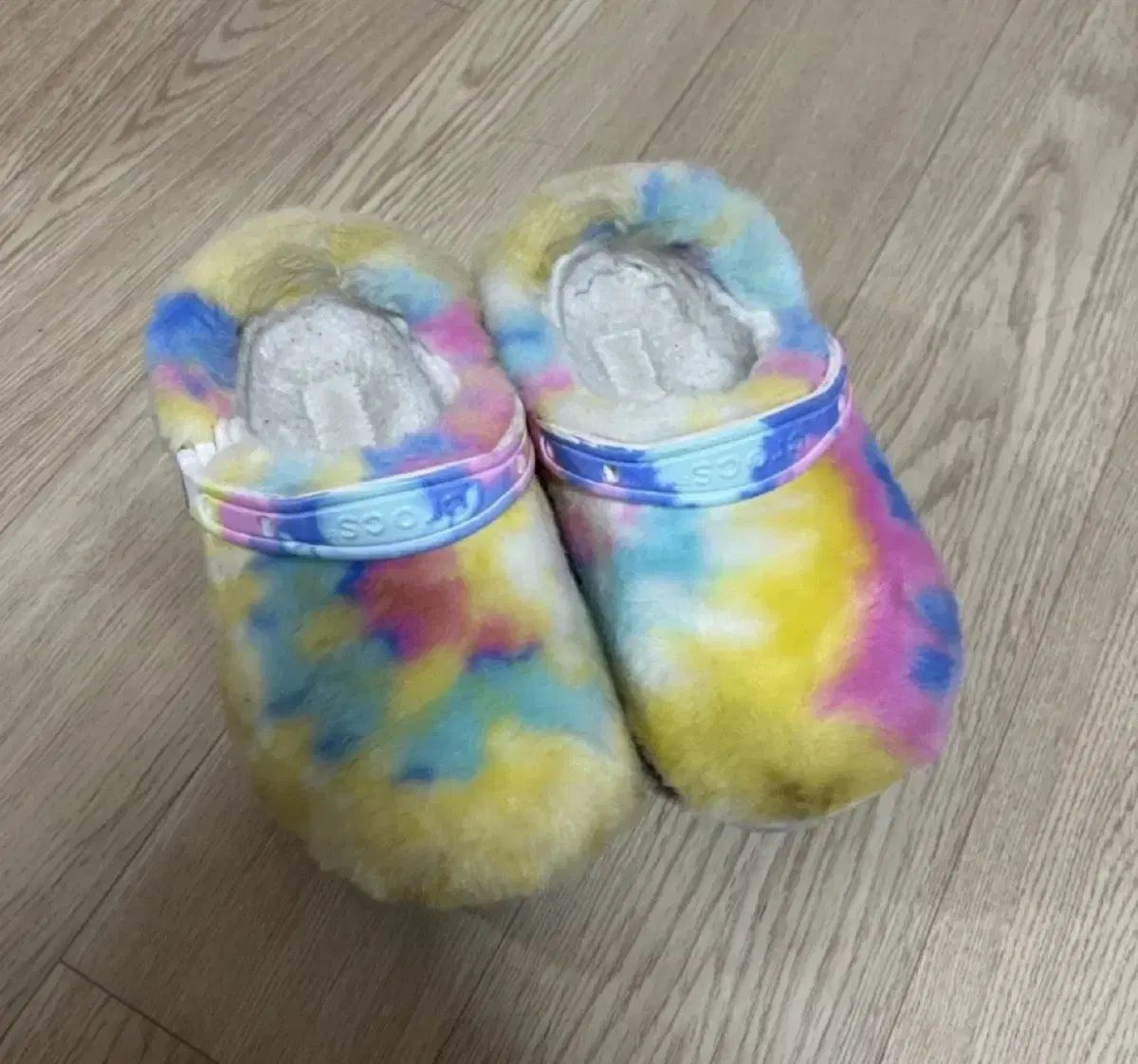 ファー クロックス 230 海外 商品