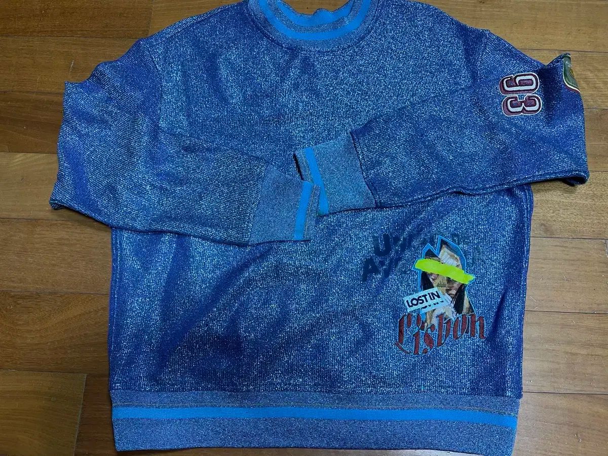 タイム ブルー パルサート プリンティング スウェット