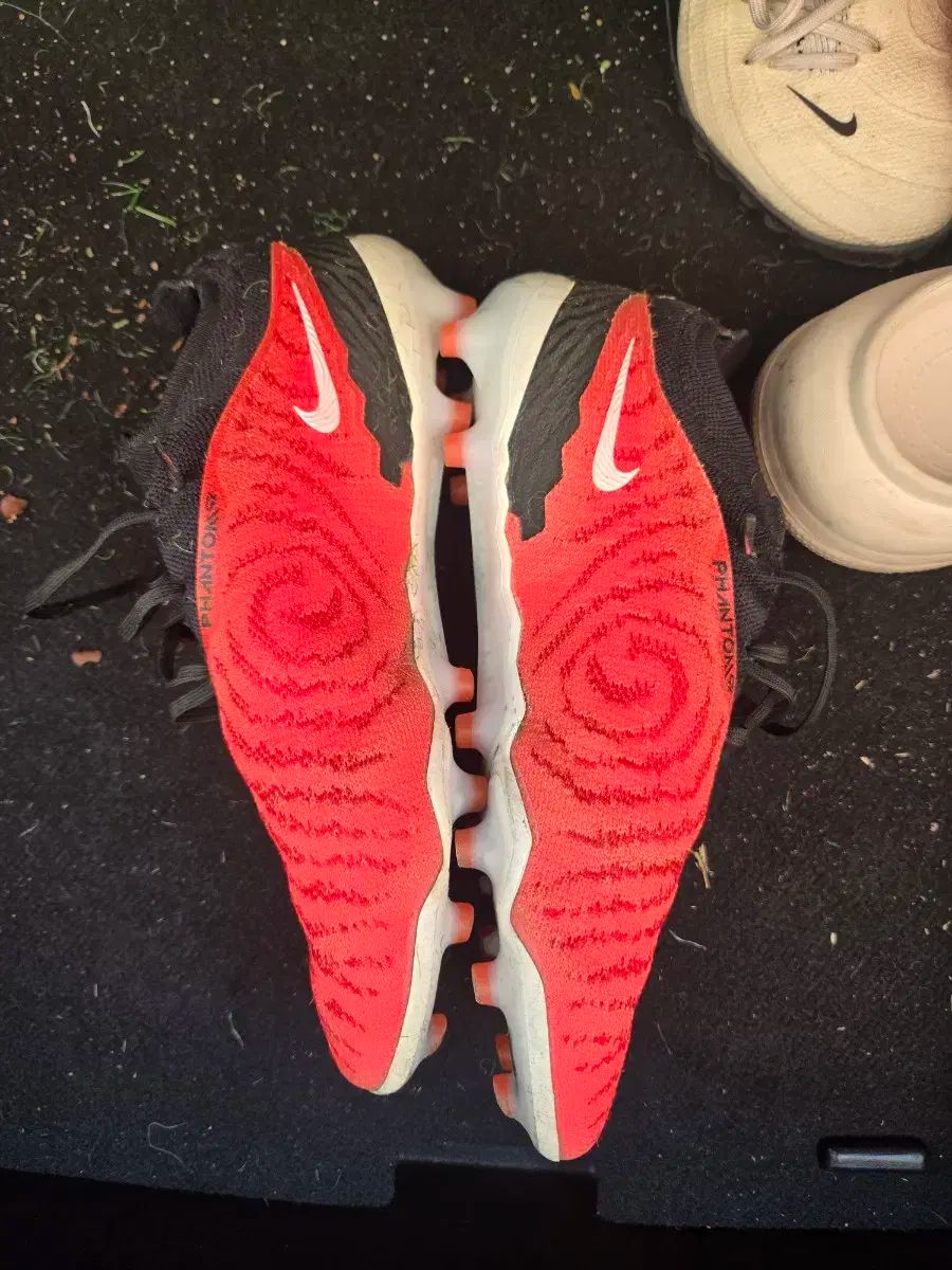 ナイキ ファントムGX 1 エリートAG 250