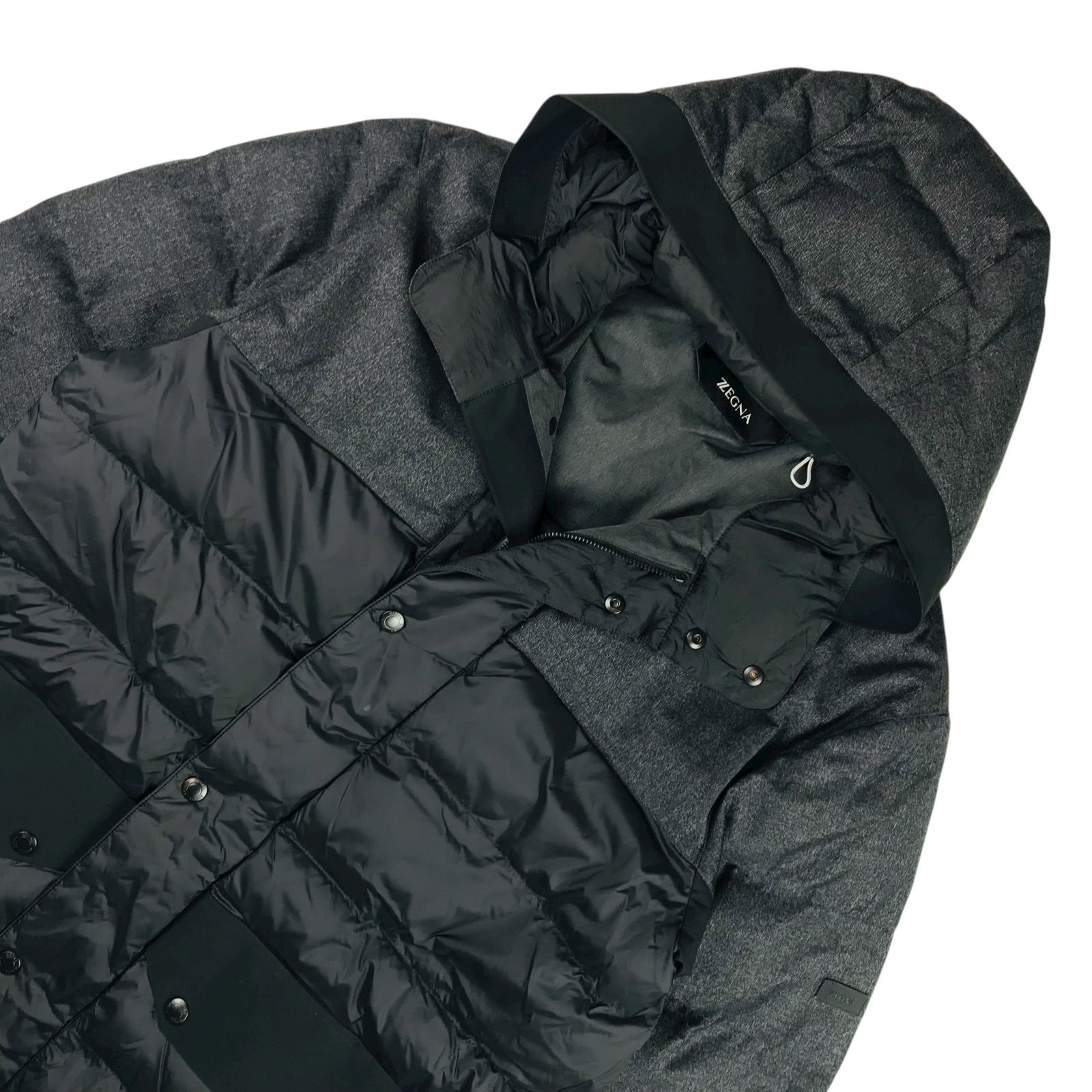 美品☆ZEGNA・ゼニア メンズ ラバーブランドロゴワッペン フード付き 