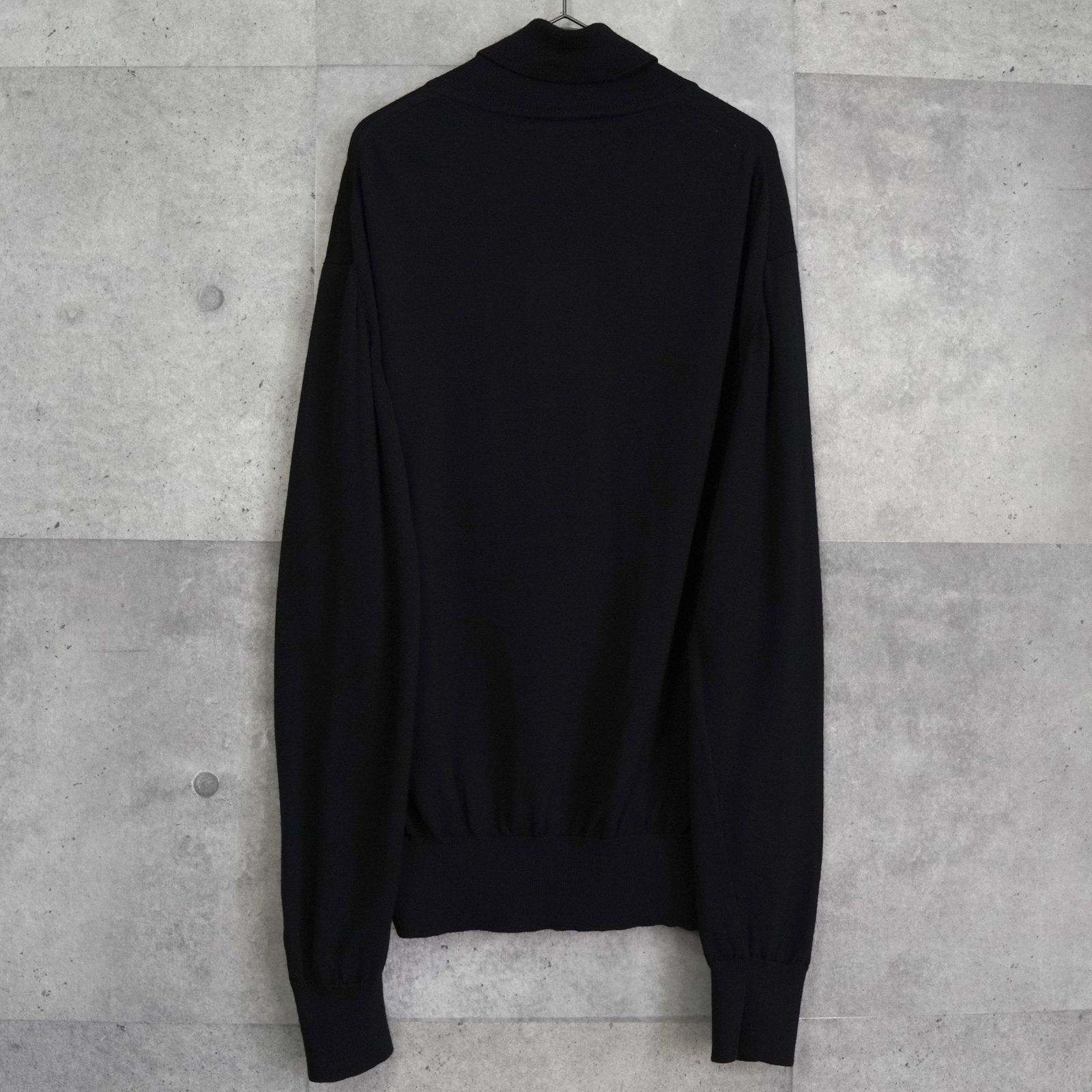 ヴィヴィアン ウエストウッド オーブ タートルネック ニット ブラック