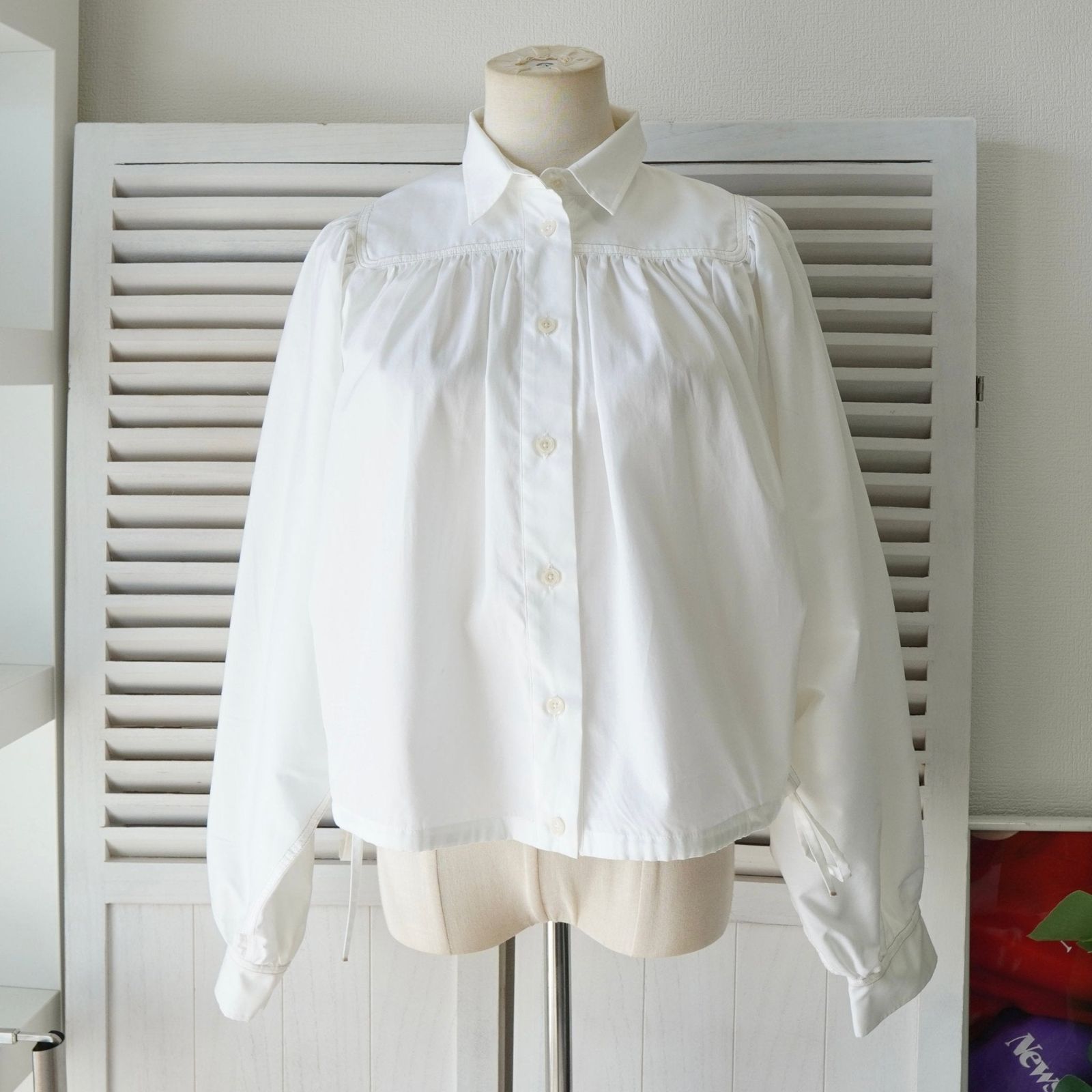 f*y様 H823 新品未使用 S マルニ 長袖 シャツ ホワイト レディース NEW YEAR SALE 20%オフ 1/4(Sun)までの限定セール】マルニ ショート丈