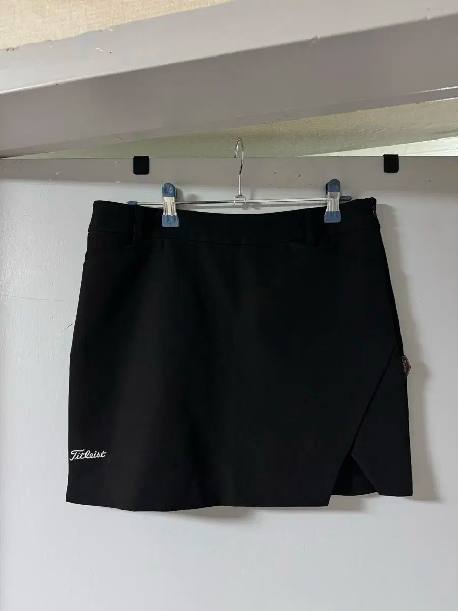 タイトリスト スカート ツアーフィット M きれい 基本템