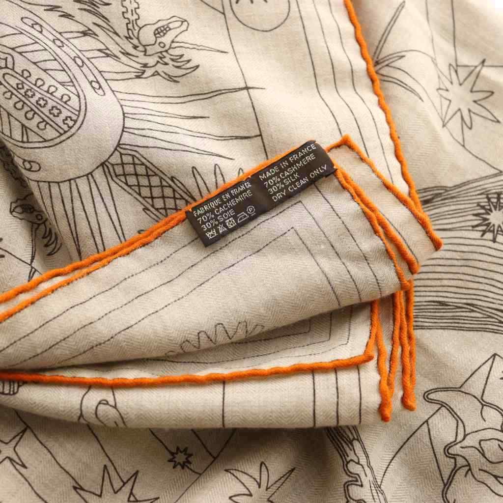 ベージュ オレンジ