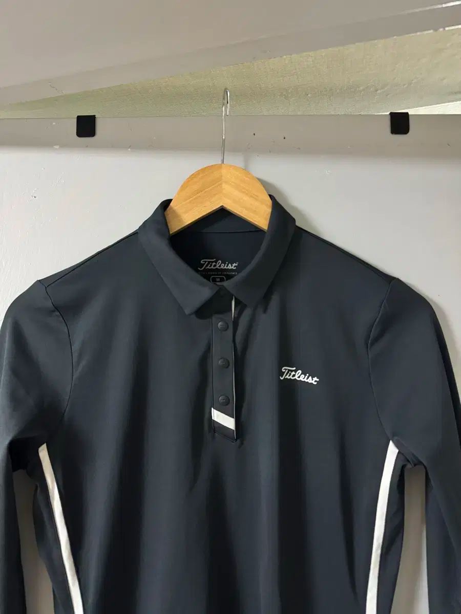 タイトリスト Tシャツ M スタイリッシュ きれい