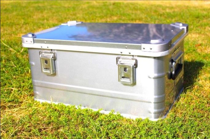 スタッキング アルミコンテナボックス ５０Ｌ ガレージ収納箱 コンテナボックス キャンプギア収納箱 トランクボックス aluminum box アウトドアコンテナボックス スタッキングボックス アウトドアギアボックス 道具箱