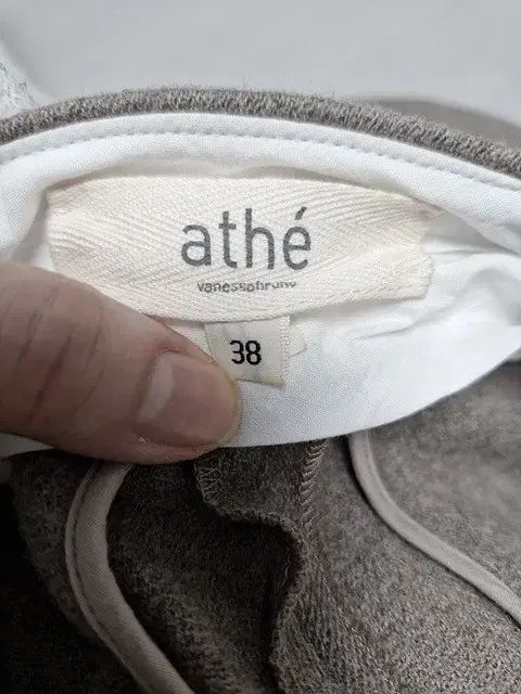 バネッサ ルノア