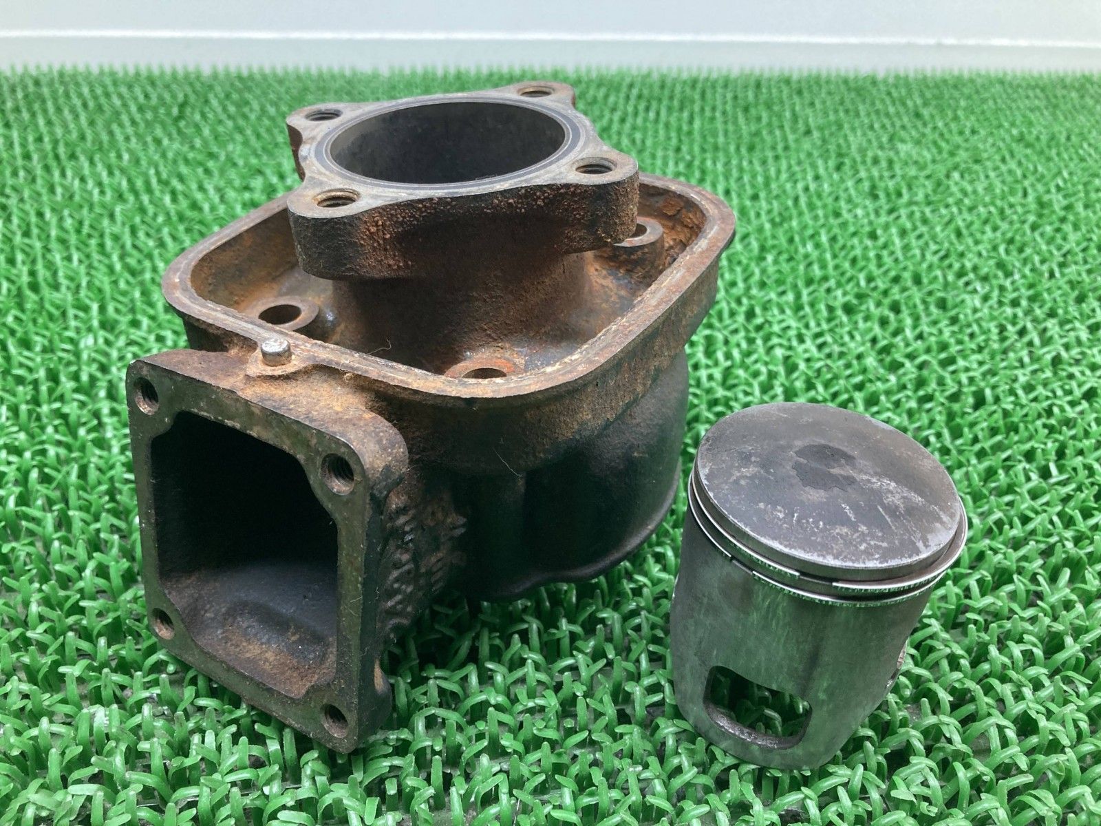 MVX250F エンジンシリンダー ホンダ 純正 MC09 シリンダーピストン