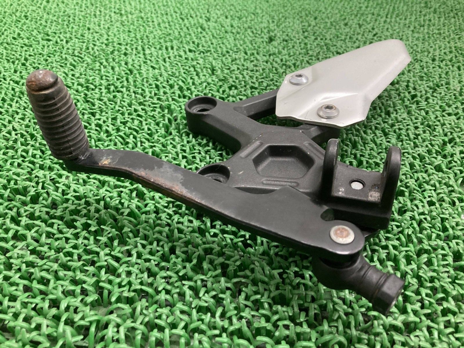 ZX-25R ステップ 左 SKT カワサキ 純正 バイク 部品 ZX250E シフト