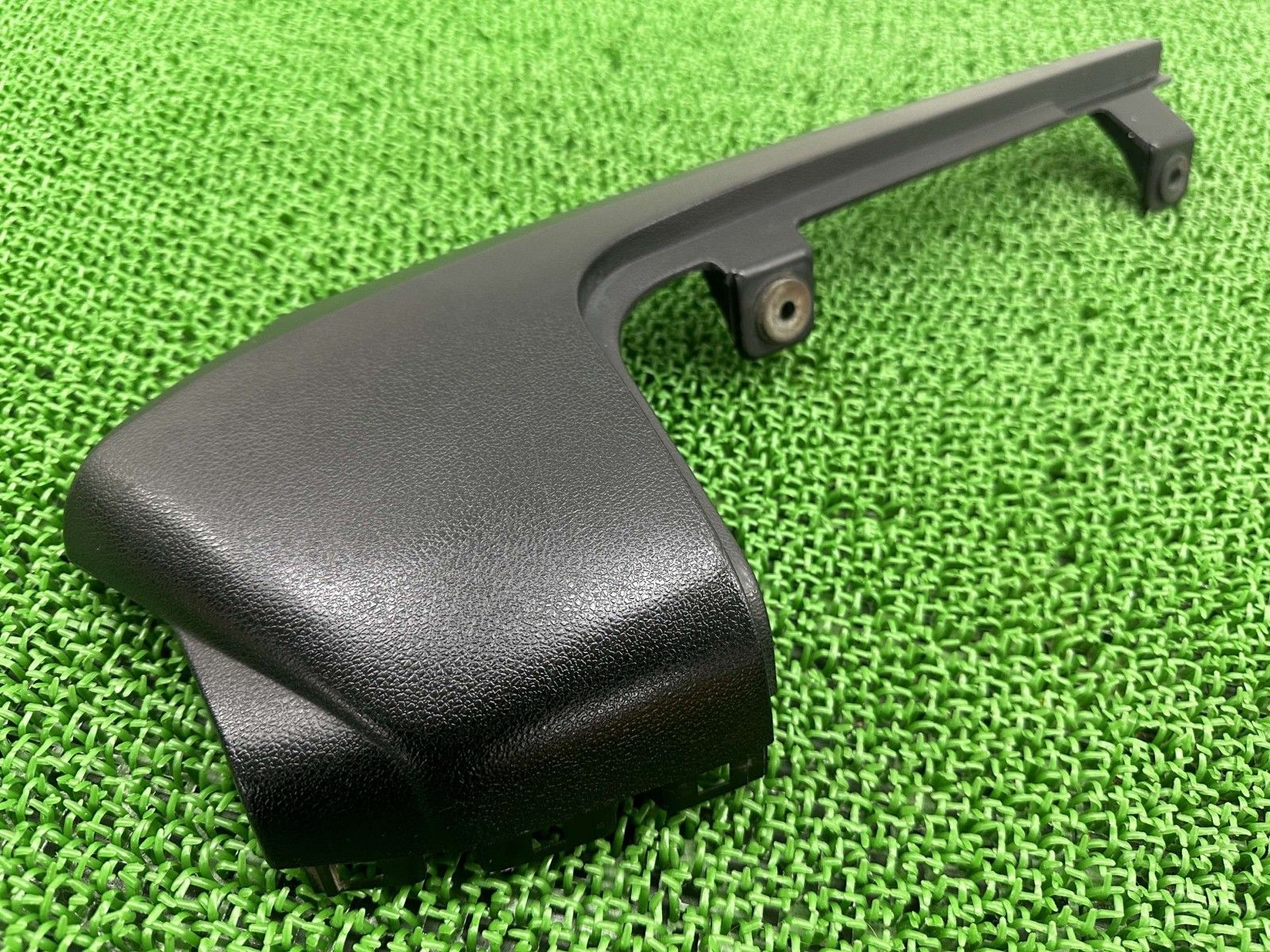 GSX250Sカタナ シートカウル 右 黒 45D スズキ 純正 中古 GJ76A テールカウル リアカバー コンディション良好 割れ欠け無し Jx GSX250Sカタナ シートカウル 左 黒 45D スズキ 純正 中古 GJ76A テール