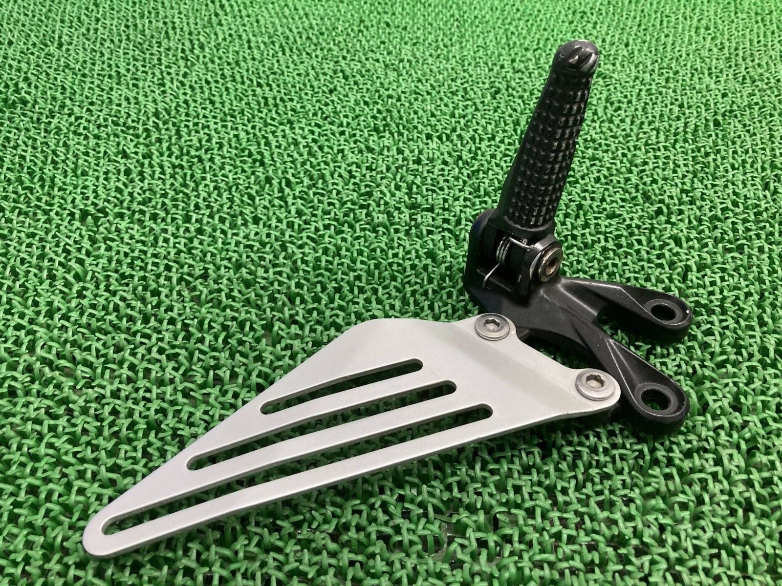 ZX-14R ステップ 左 0234 カワサキ 純正 中古 バイク 部品 ZXT40E