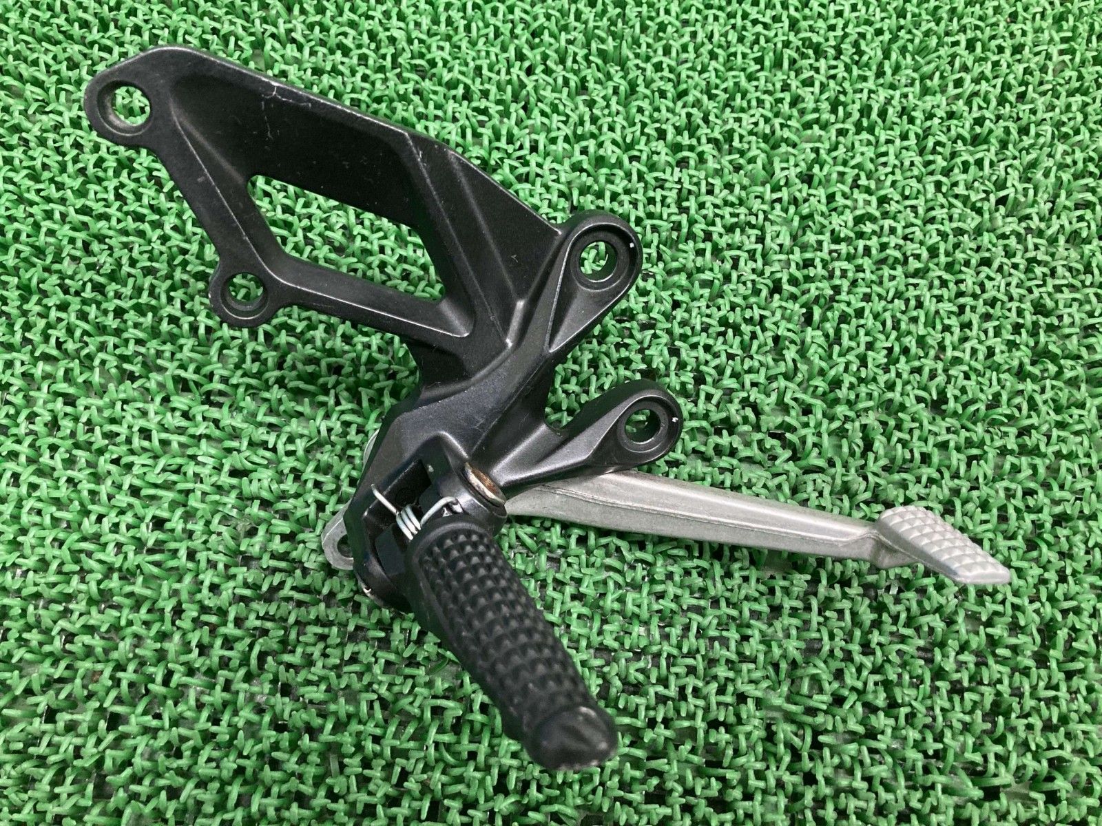 割れ無!! ZZ-R1400 ZX-14R 純正メインステップ 左 ホルダー ステップ