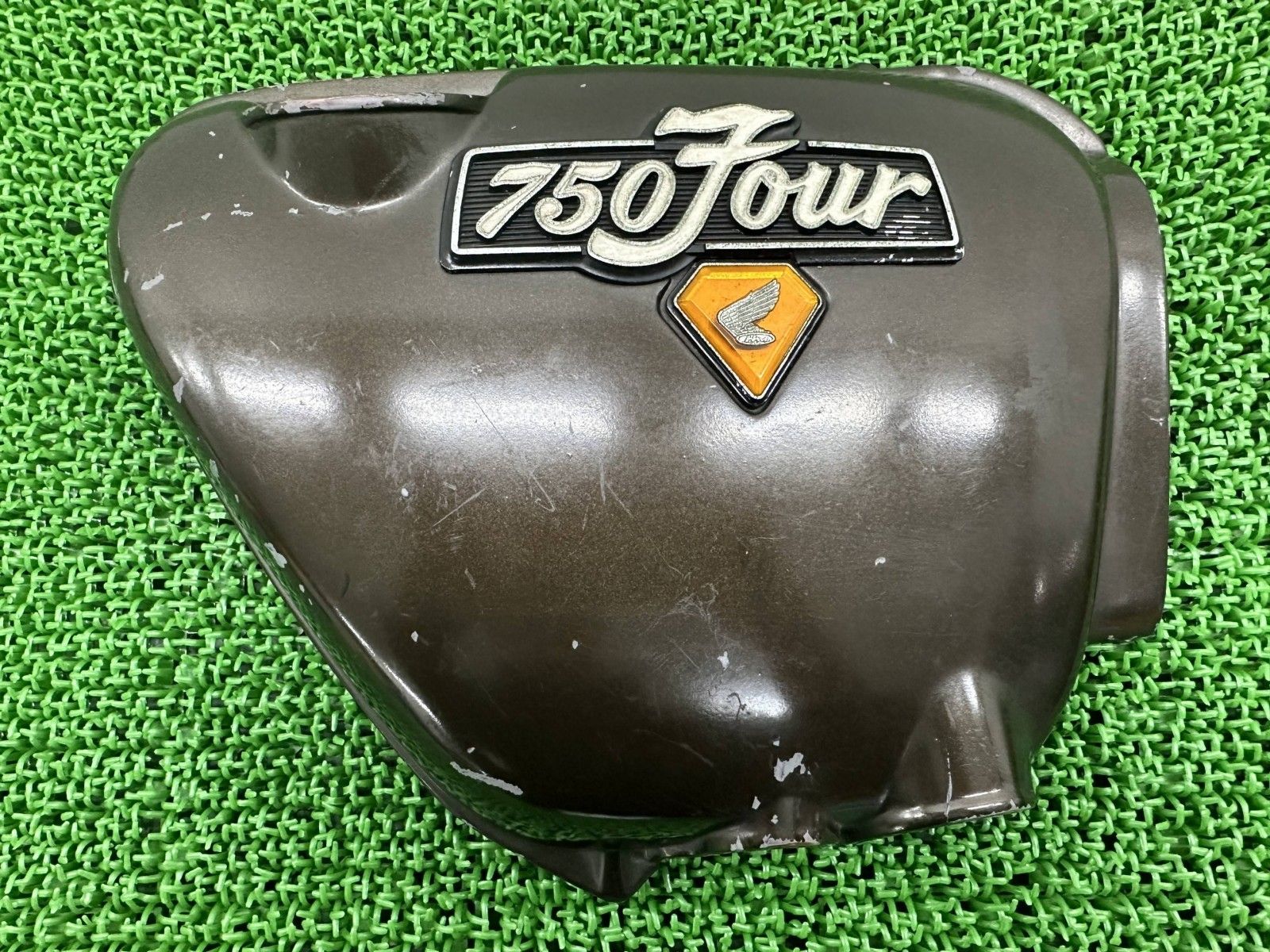 サイドカバー 右 ホンダ バイク 部品 CB 750 DREAM 修復素材に コケキズ無し 品薄 車検 jN