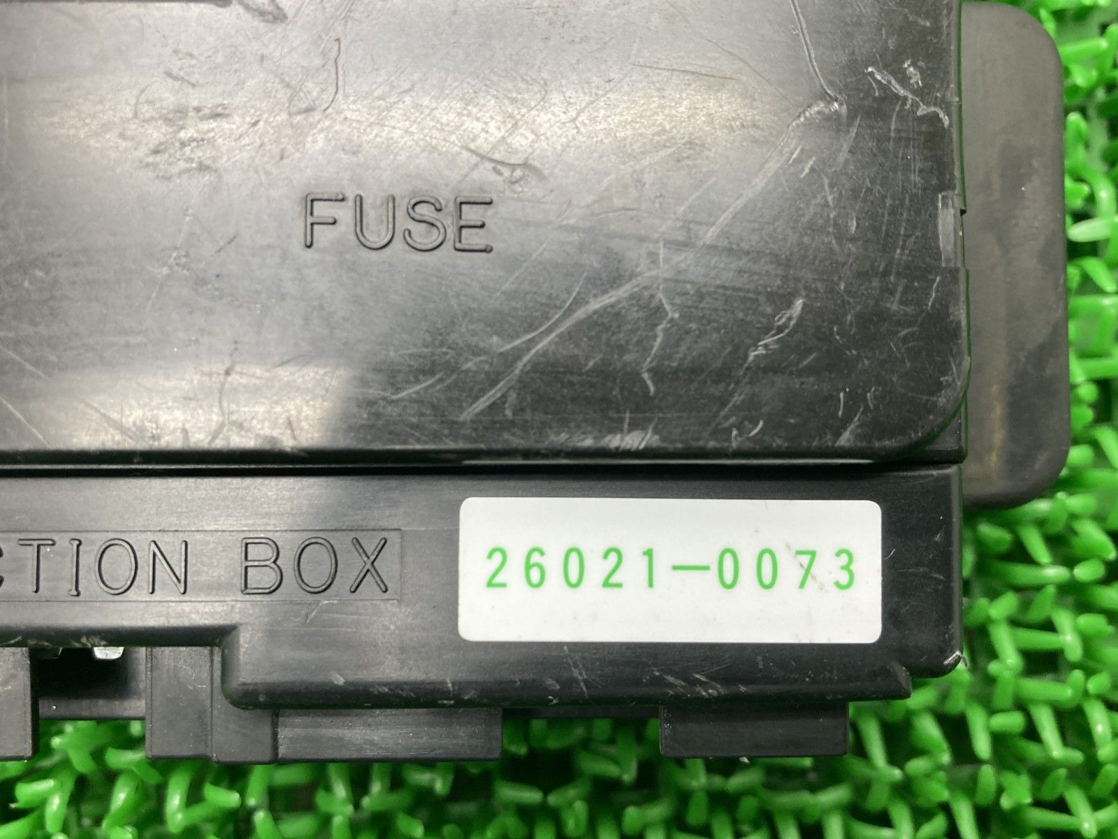 ZRX400 ZRX-II ヒューズボックス 26021-0073 カワサキ 純正 中古