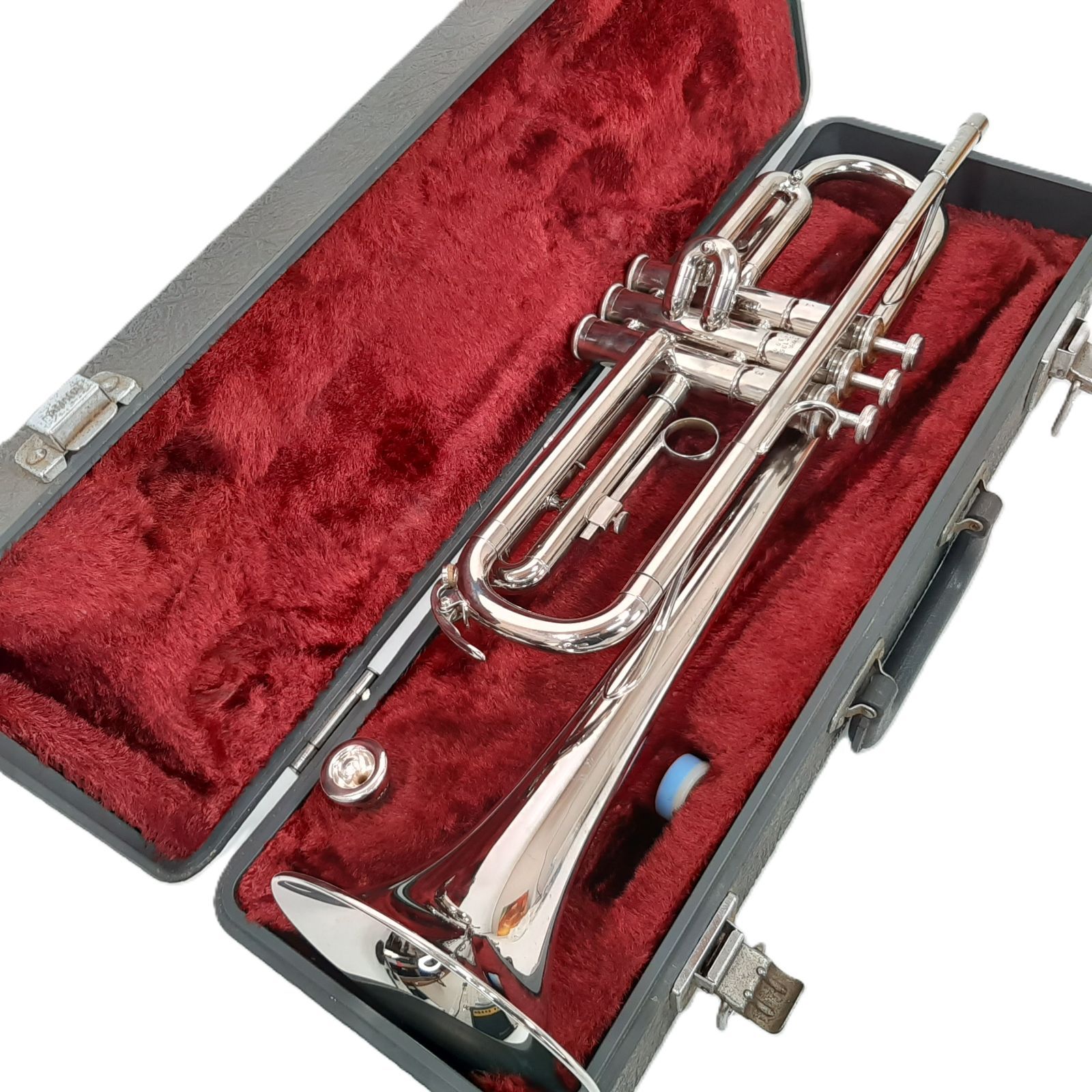 ヤマハ YTR 136 トランペット 管楽器 YAMAHA マウスピース ハードケース付き 141390