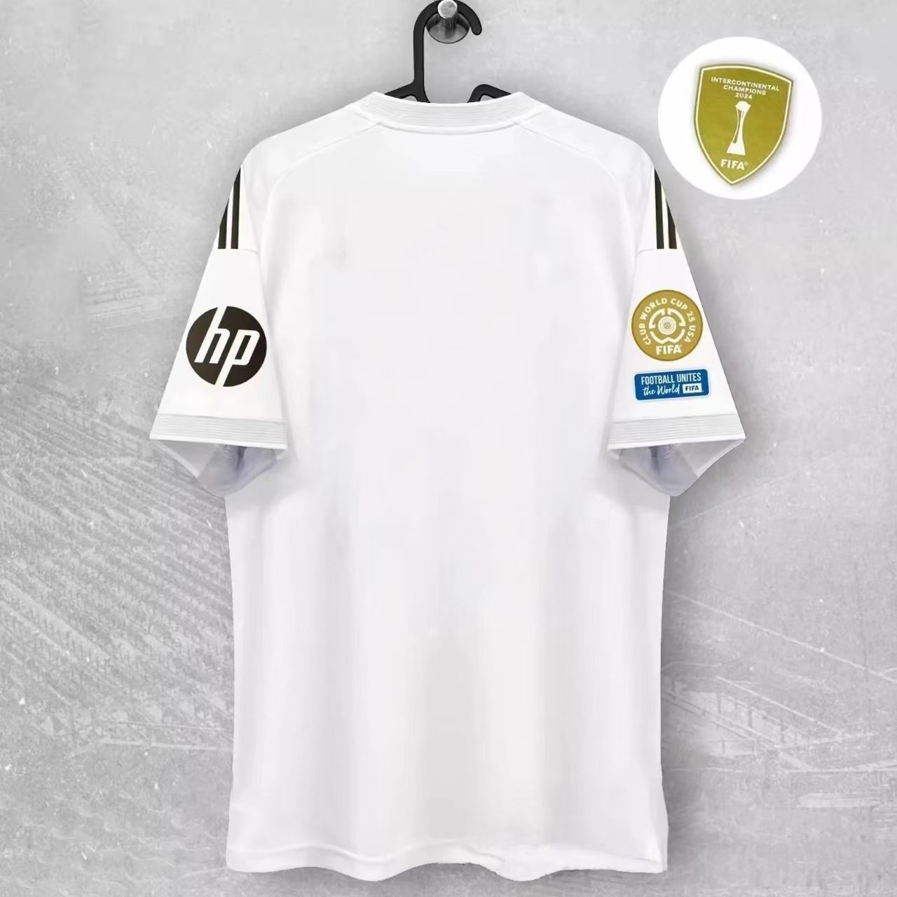 カスタマイズ版】25/26 レアルマドリードユニフォーム 名前・背番号