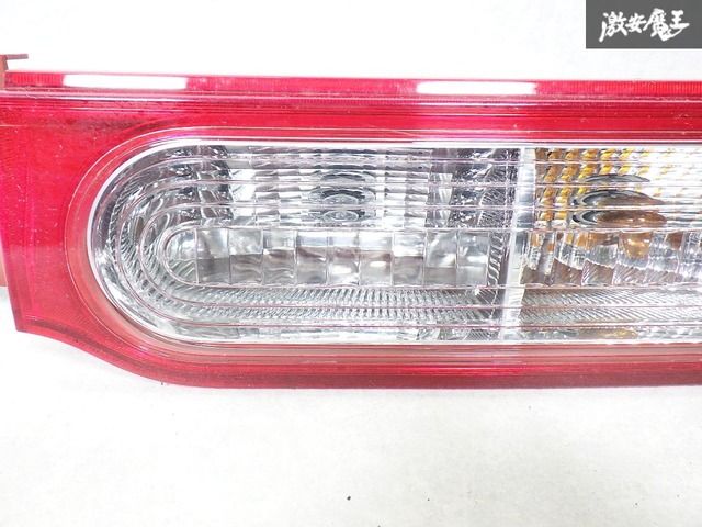 保証付！ 即発送！】日産 純正 Z12 キューブ テールライト