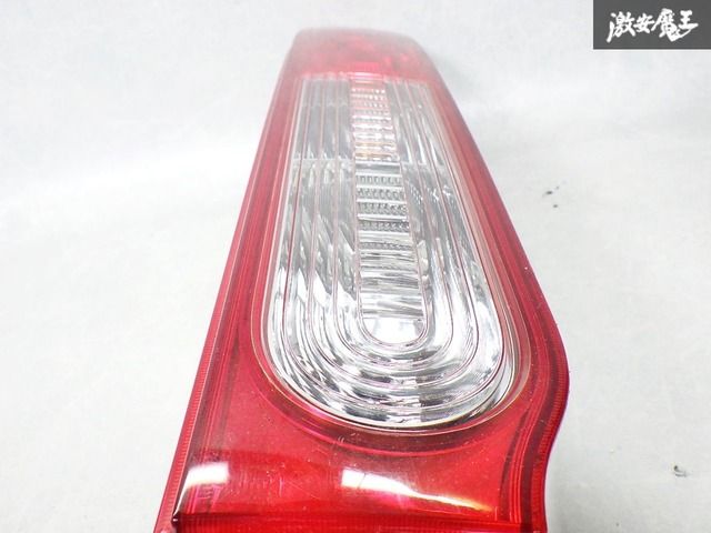 保証付！ 即発送！】日産 純正 Z12 キューブ テールライト