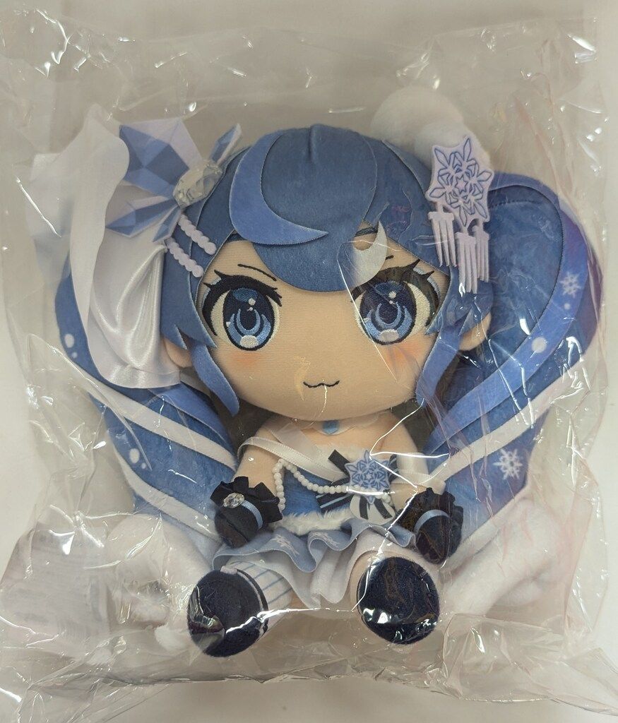 Gift ぬいぐるみ 雪ミクぬいぐるみ Crystal Snow Ver.