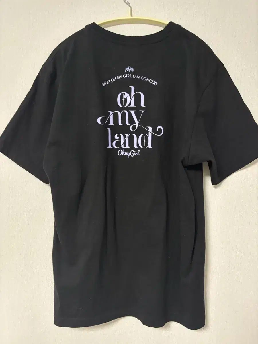 OH MY GIRL OH MY LAND MD Tシャツ