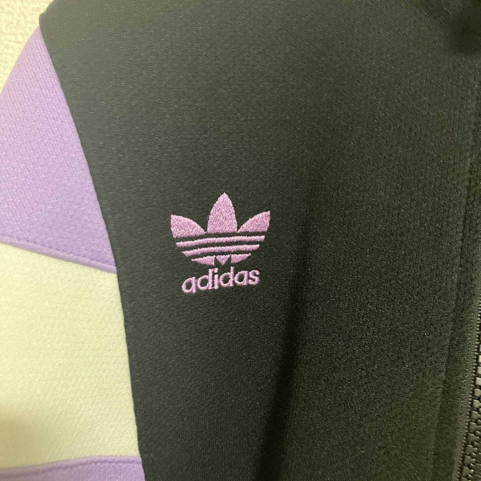 稀少】90s adidas アディダスオリジナルス ロゴ刺繍 トラック